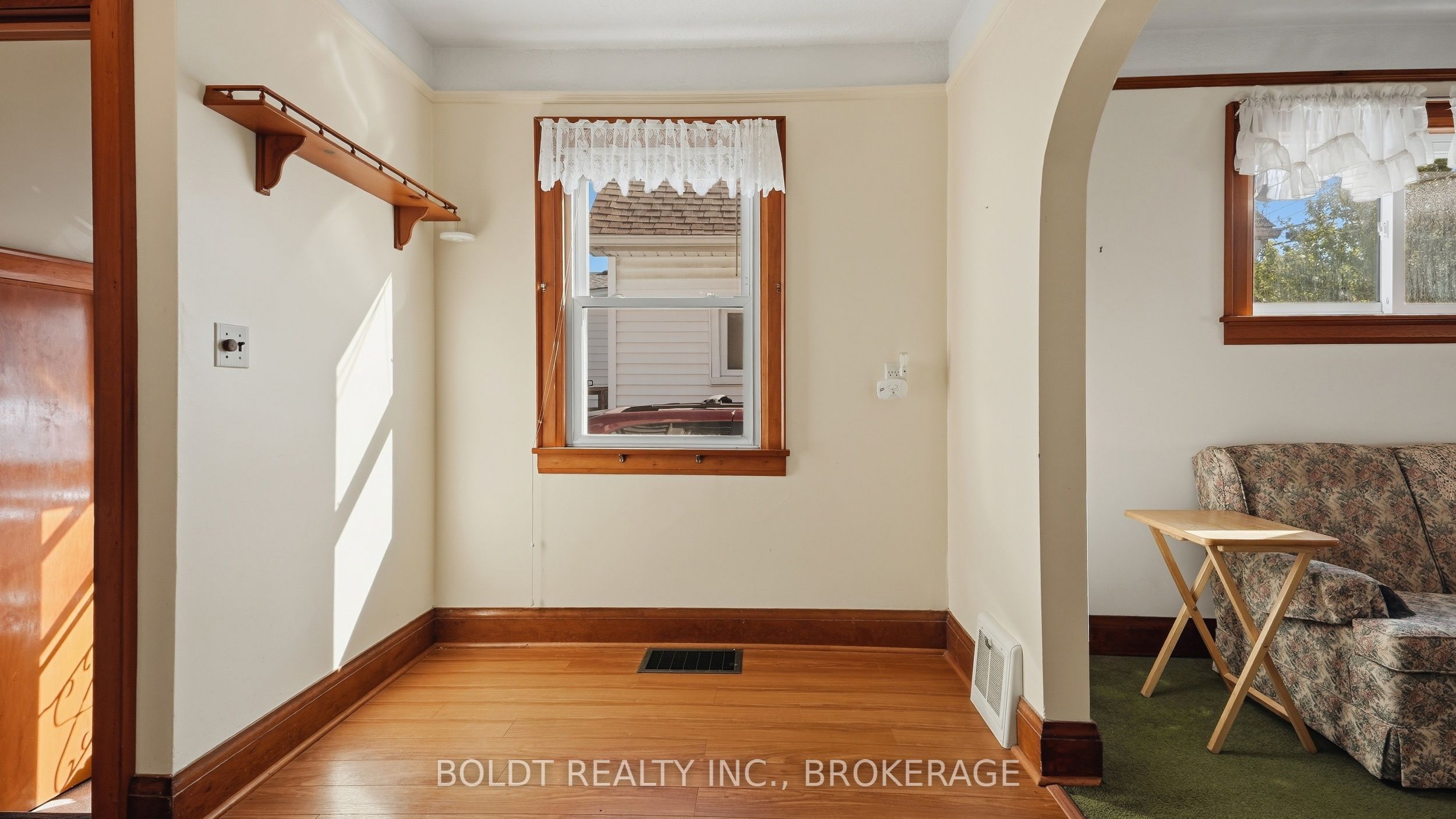 86 Rykert Street Property Photo 6