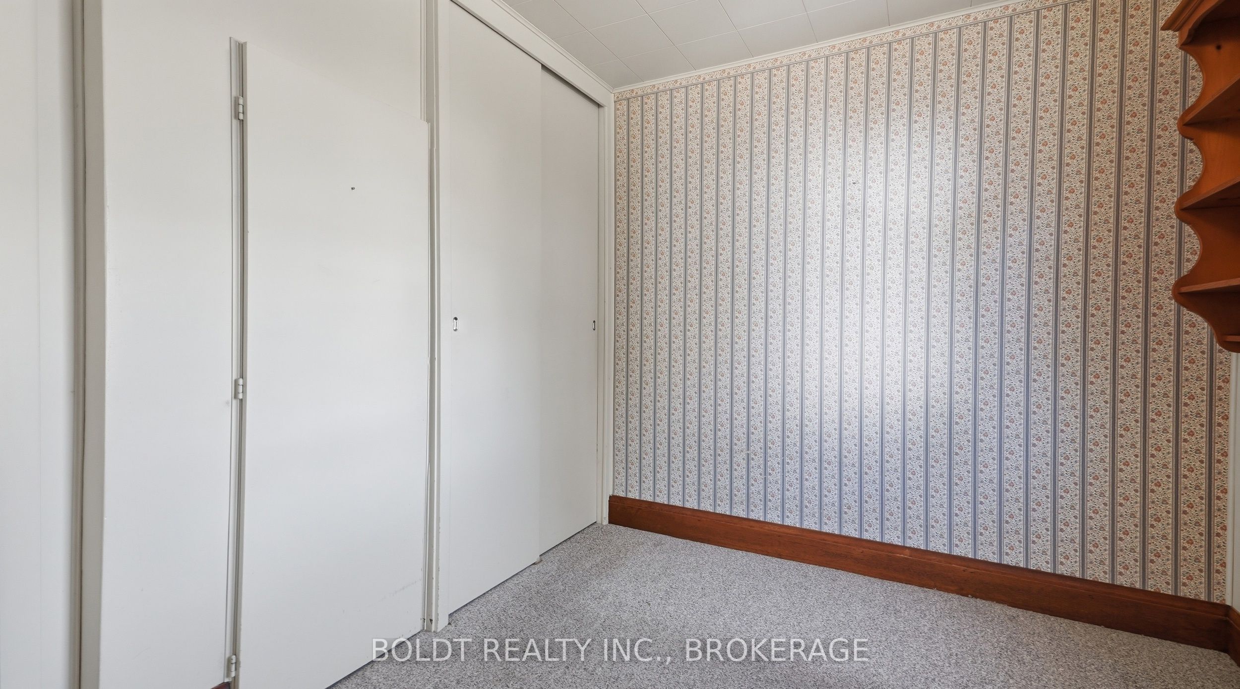 86 Rykert Street Property Photo 11