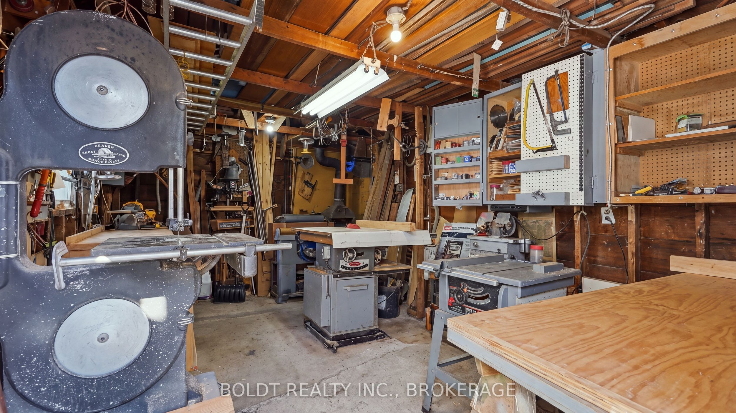 86 Rykert Street Property Photo 20