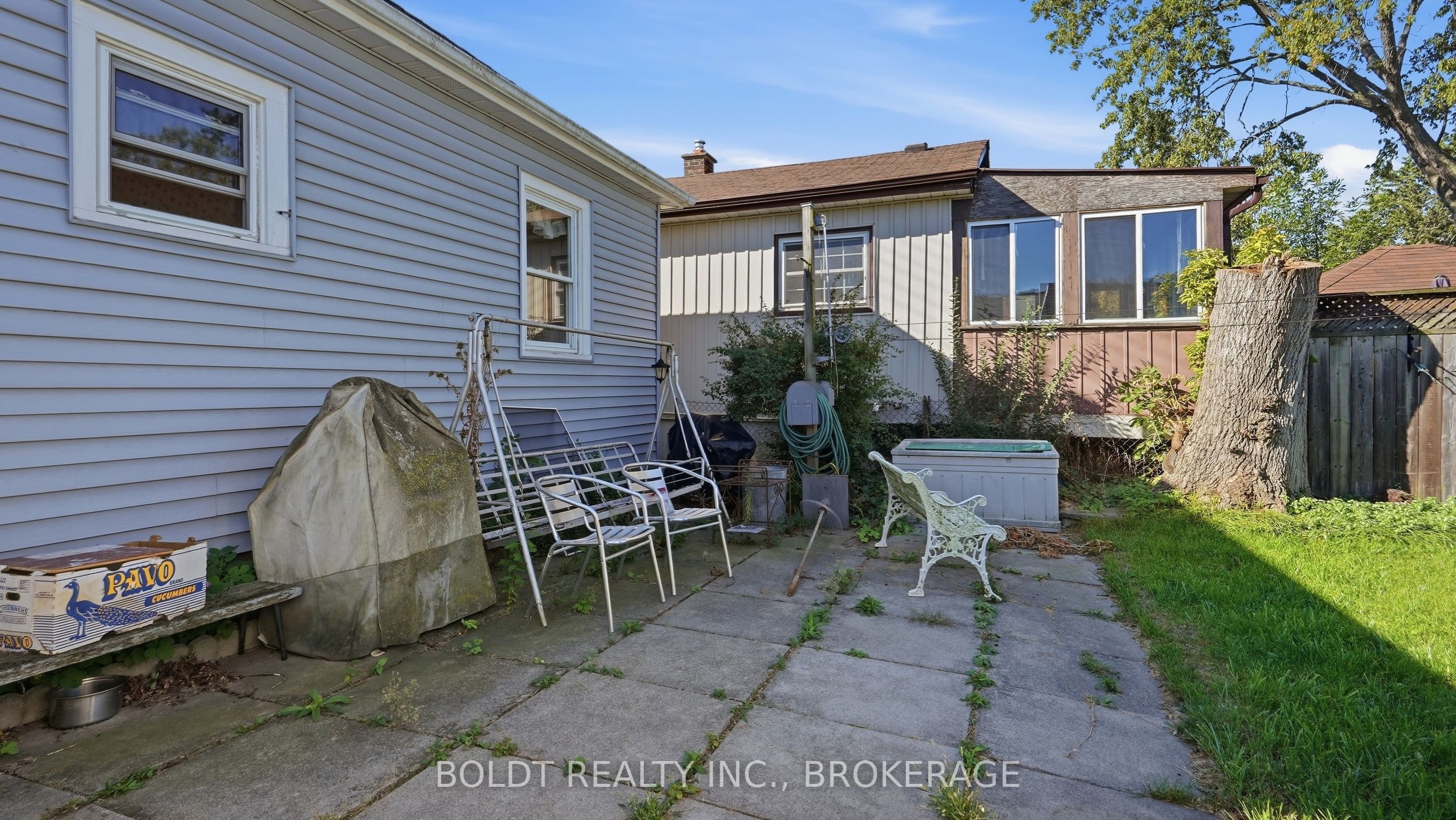 86 Rykert Street Property Photo 22