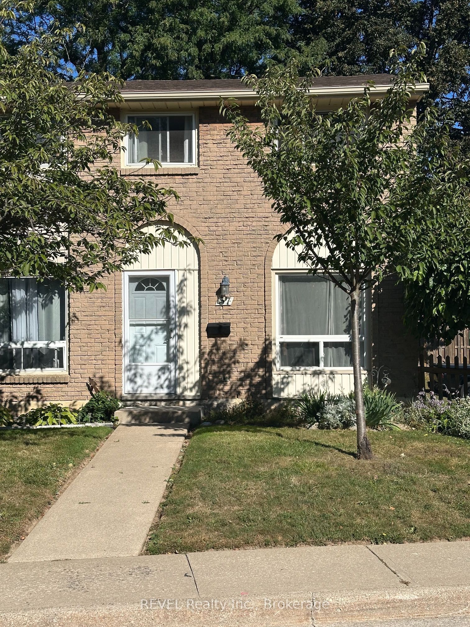 25 Linfield Drive 57 Property Photo 1