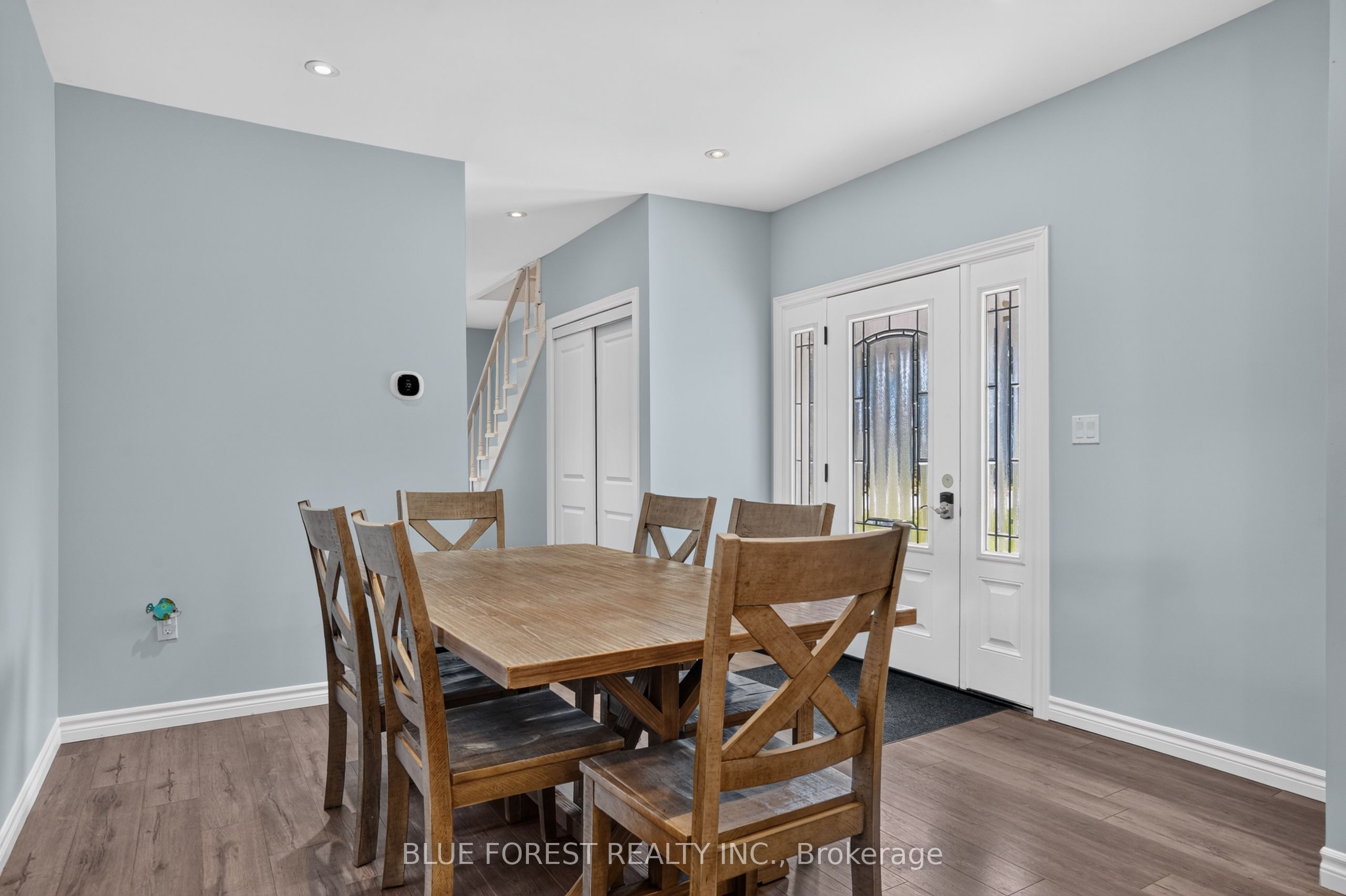 264 Furnival Road Property Photo 7