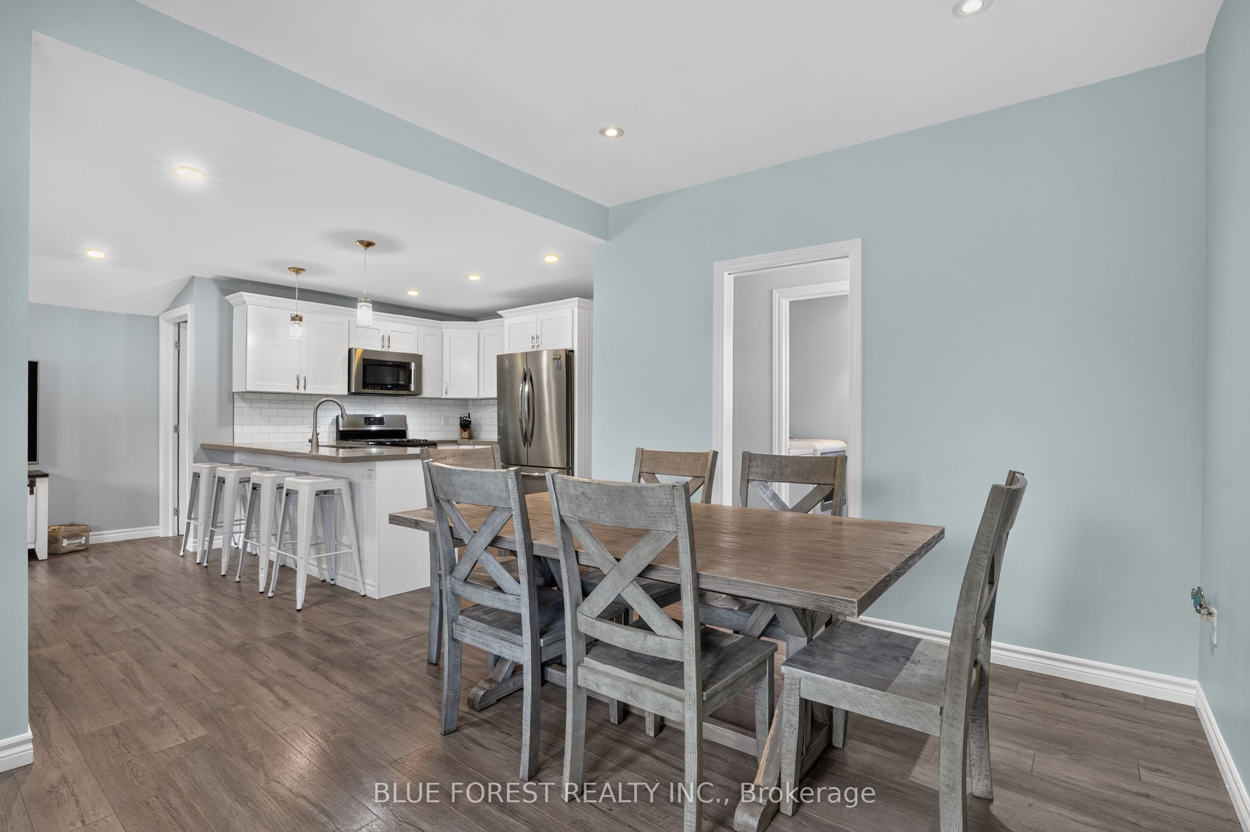 264 Furnival Road Property Photo 10