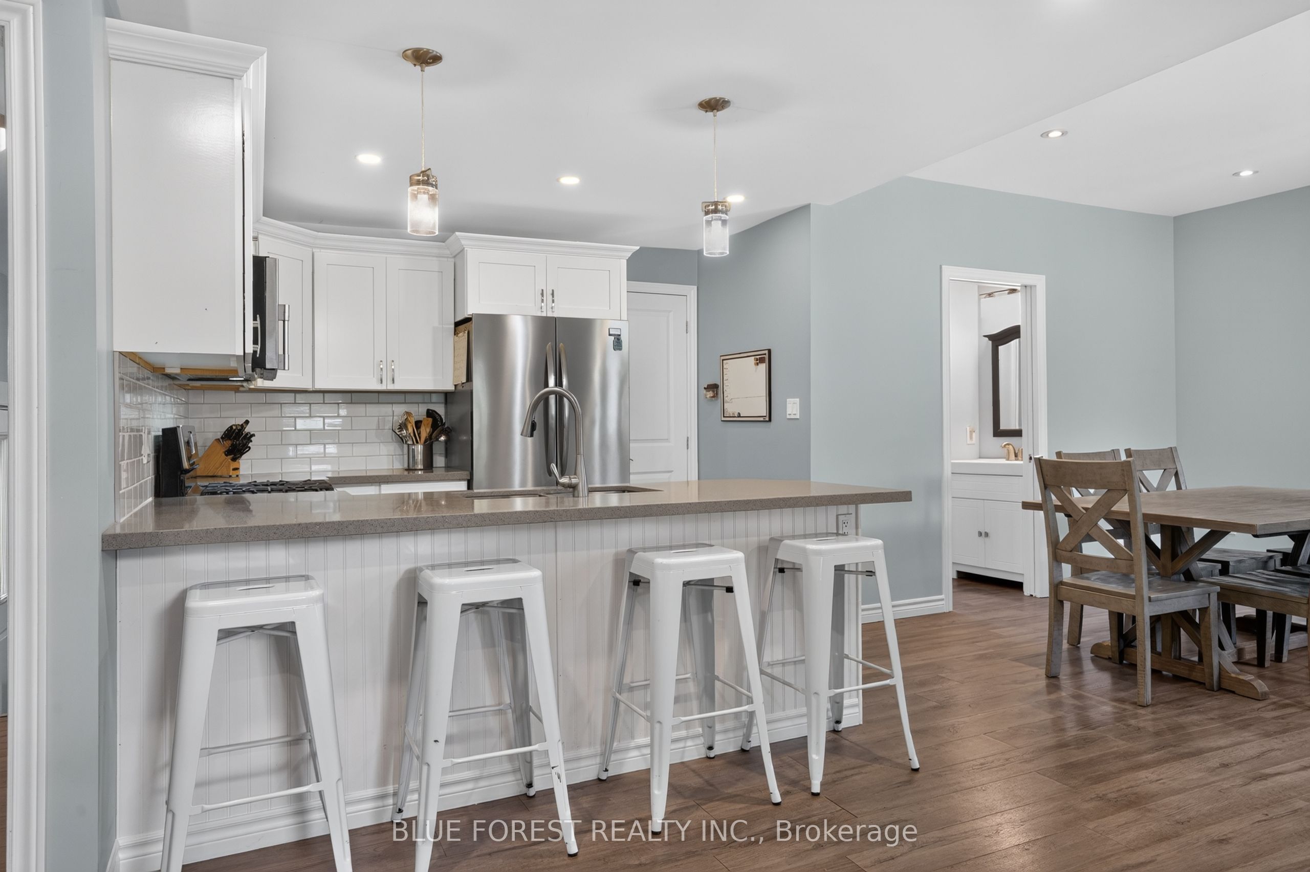 264 Furnival Road Property Photo 11