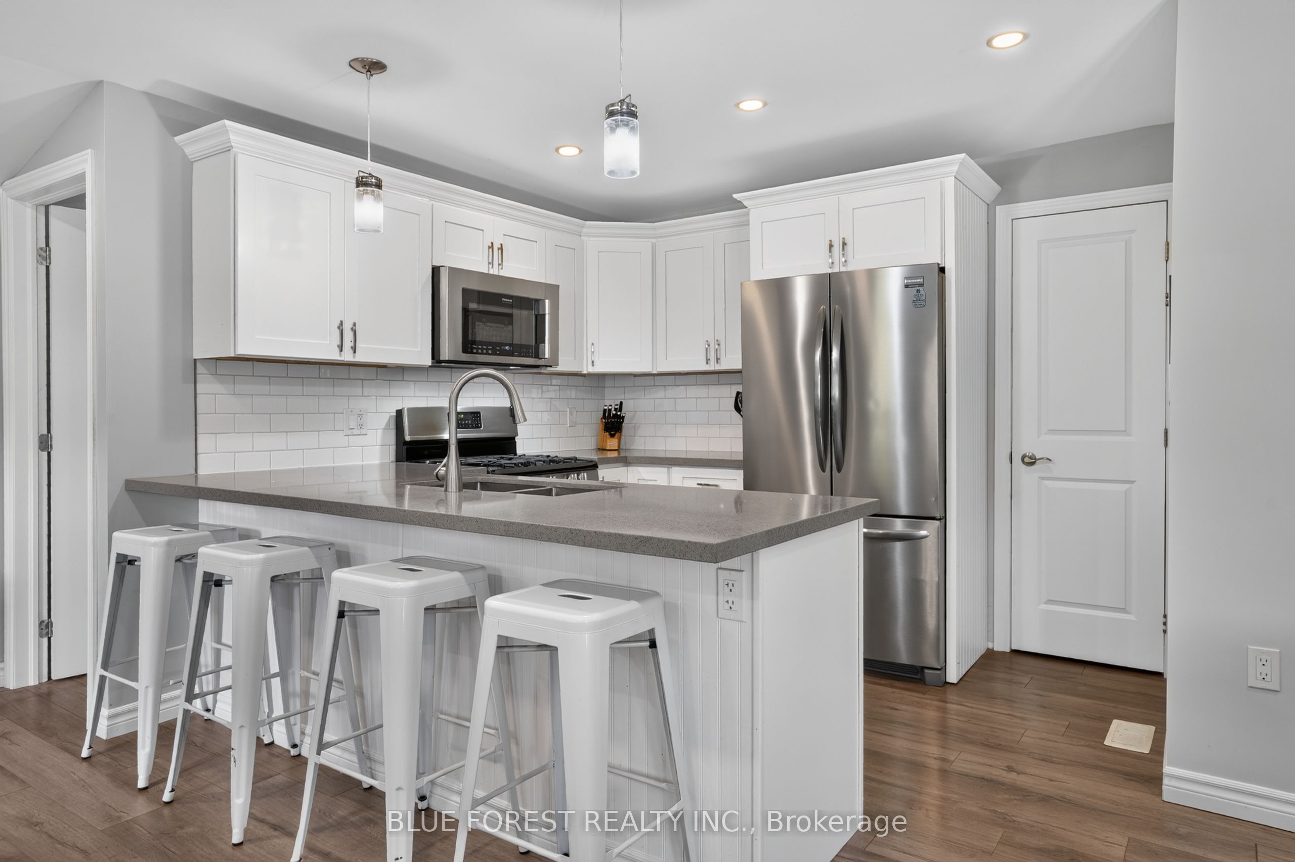 264 Furnival Road Property Photo 13