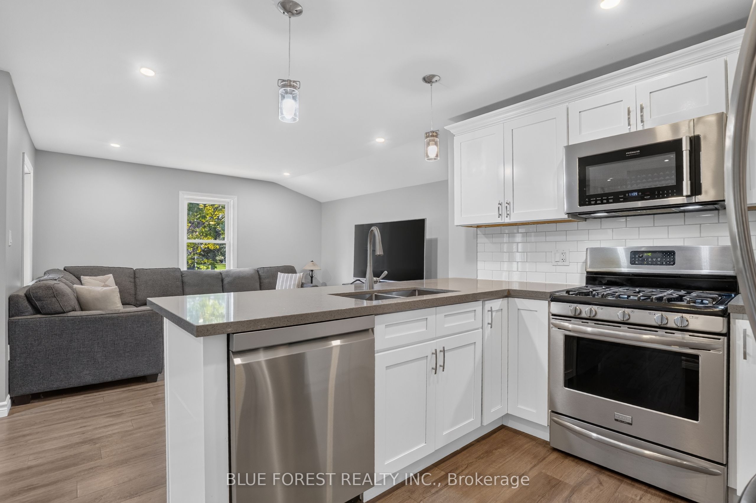 264 Furnival Road Property Photo 15