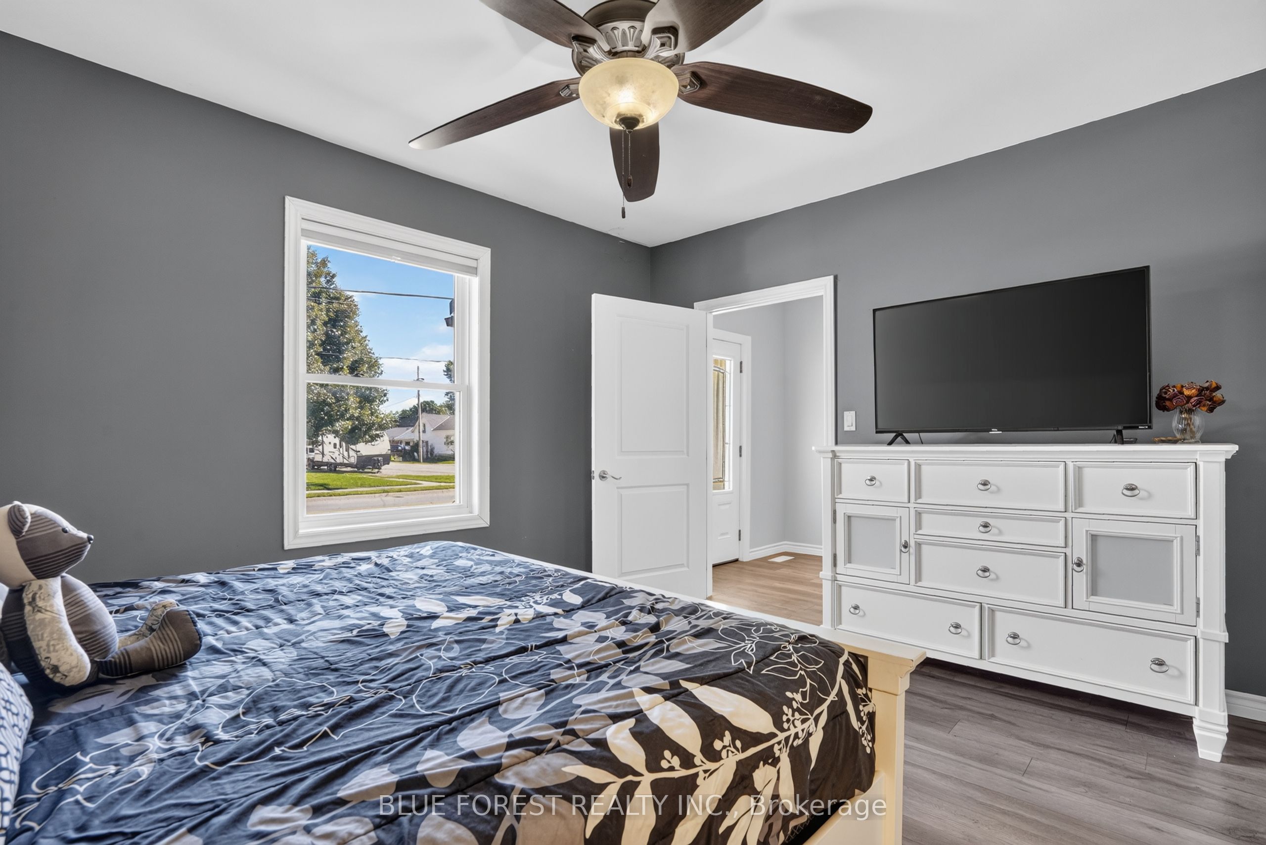 264 Furnival Road Property Photo 24