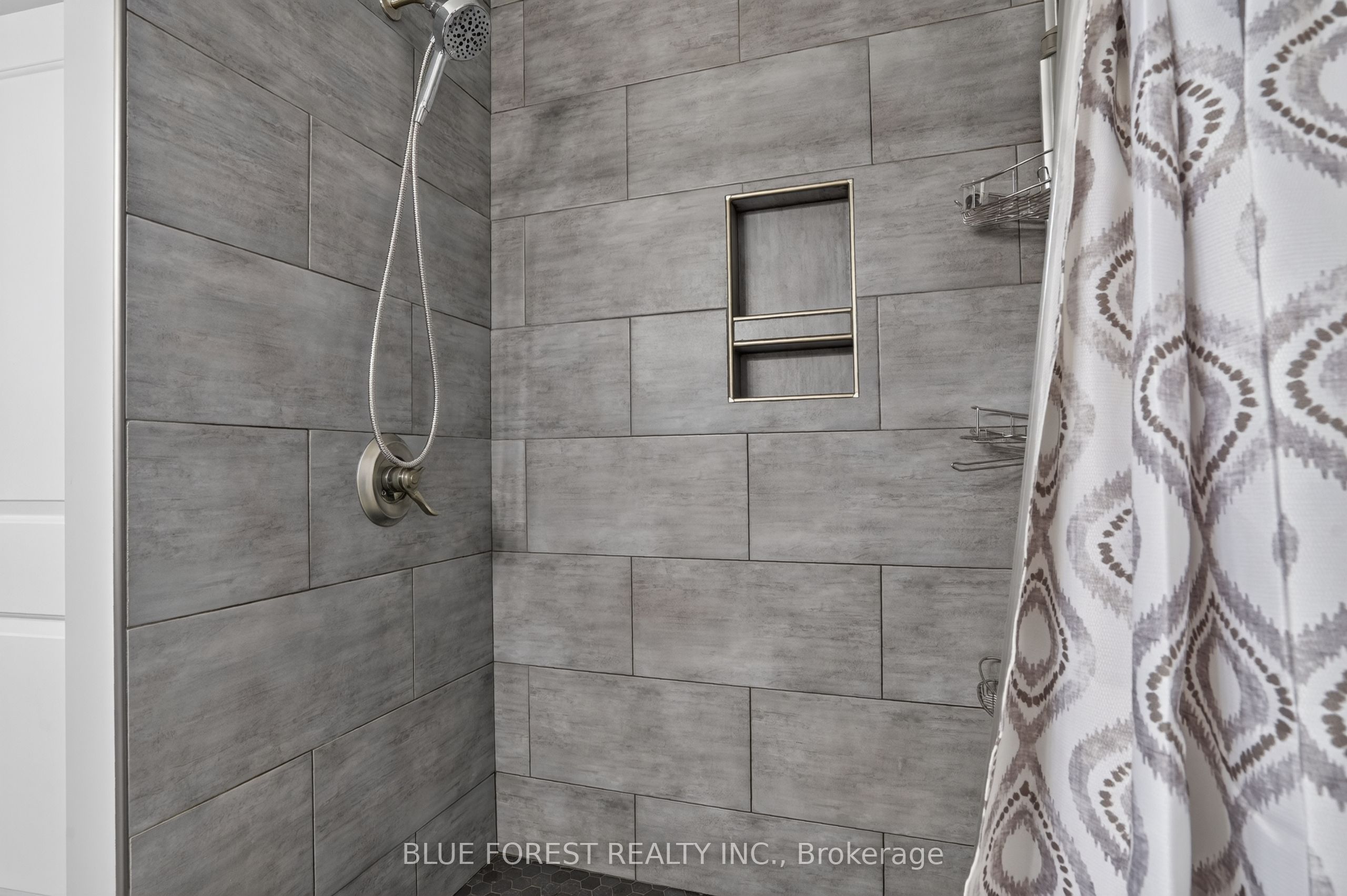 264 Furnival Road Property Photo 27