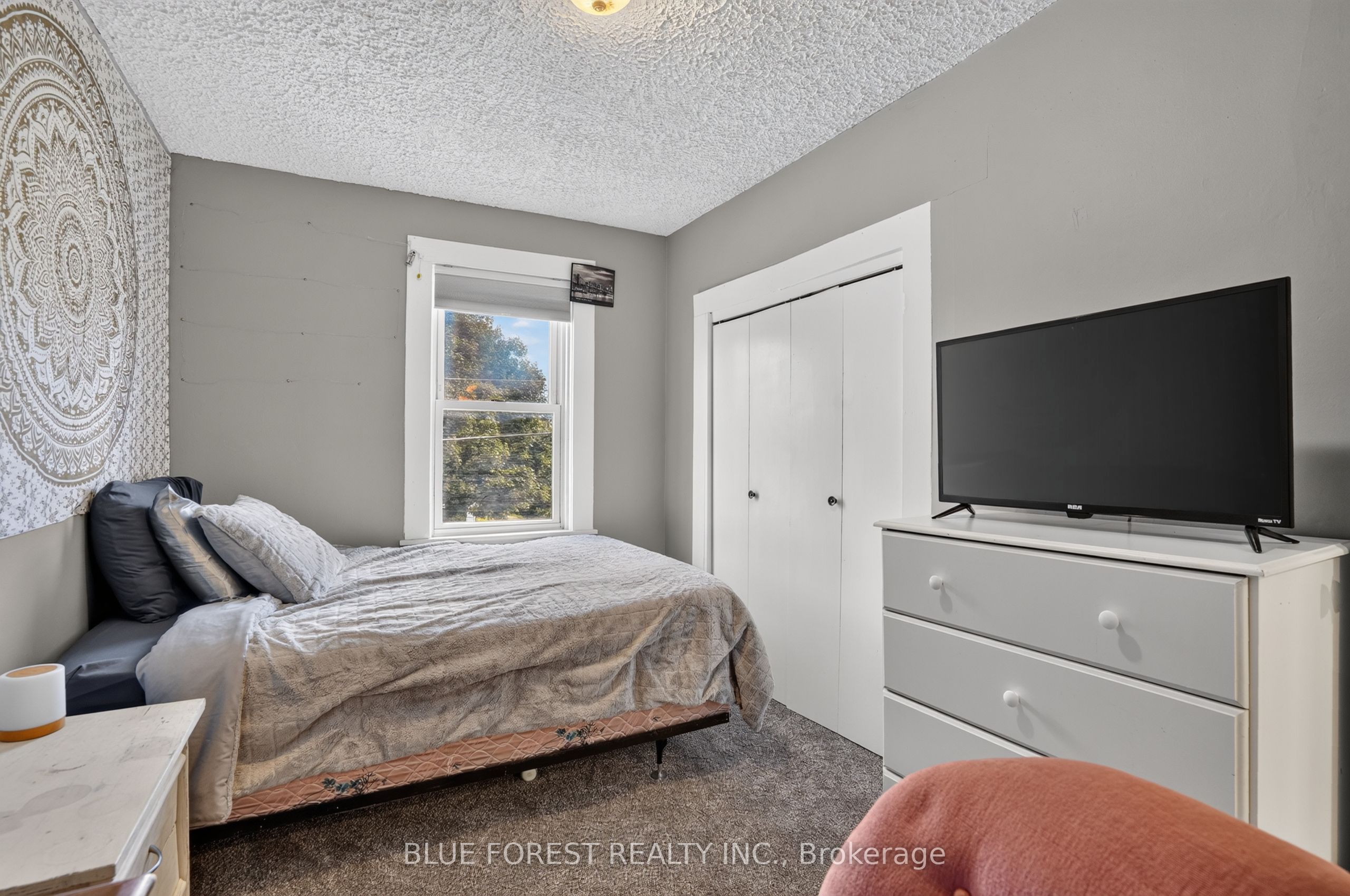 264 Furnival Road Property Photo 31