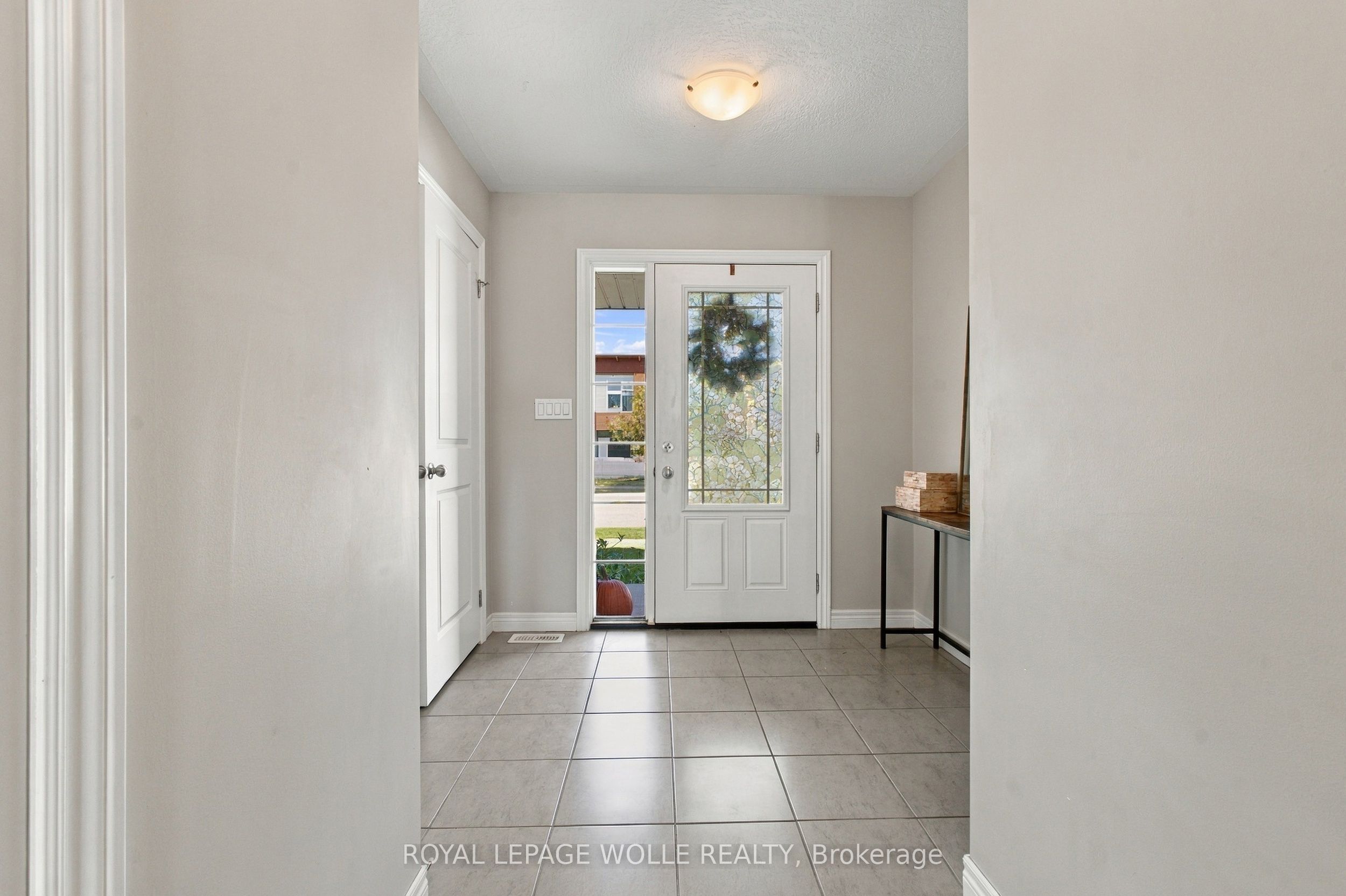 235 William Street Property Photo 4
