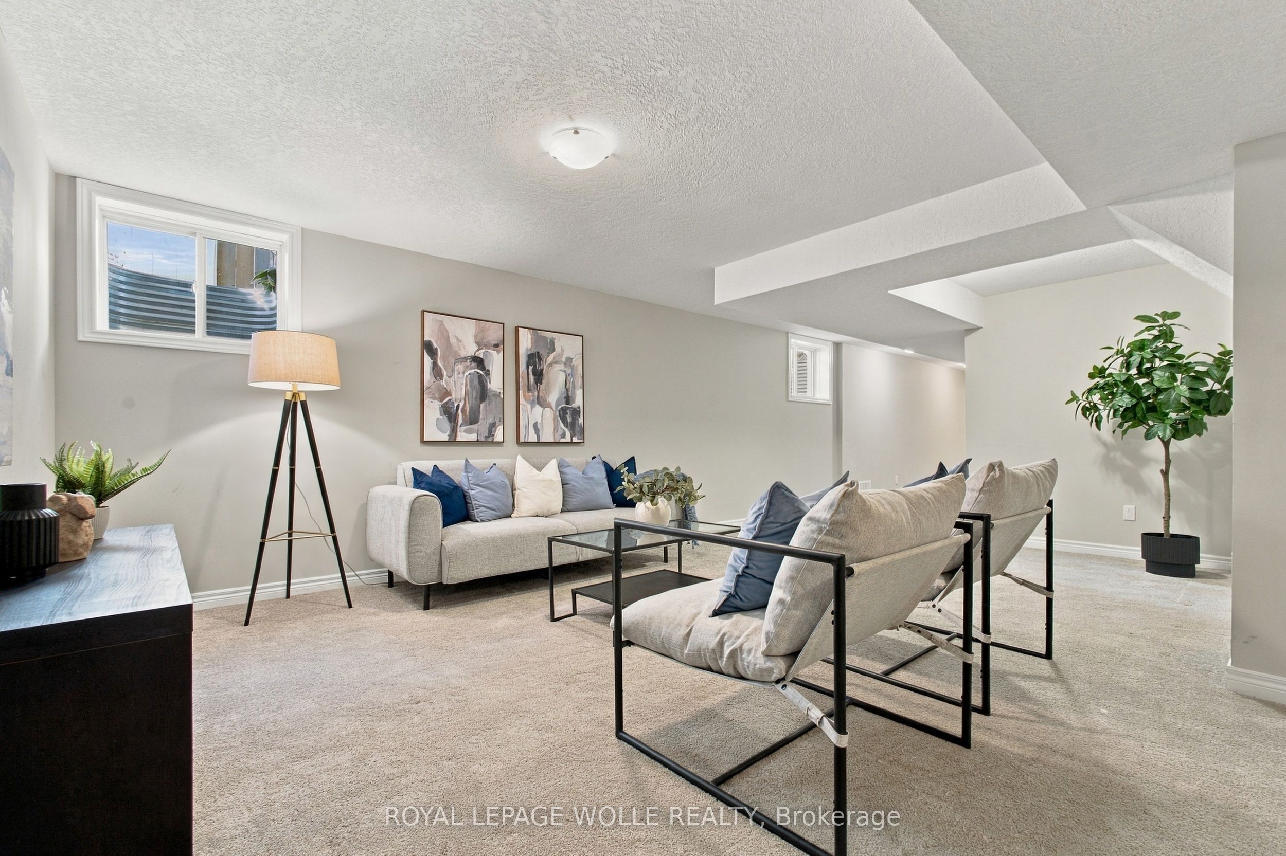 235 William Street Property Photo 28
