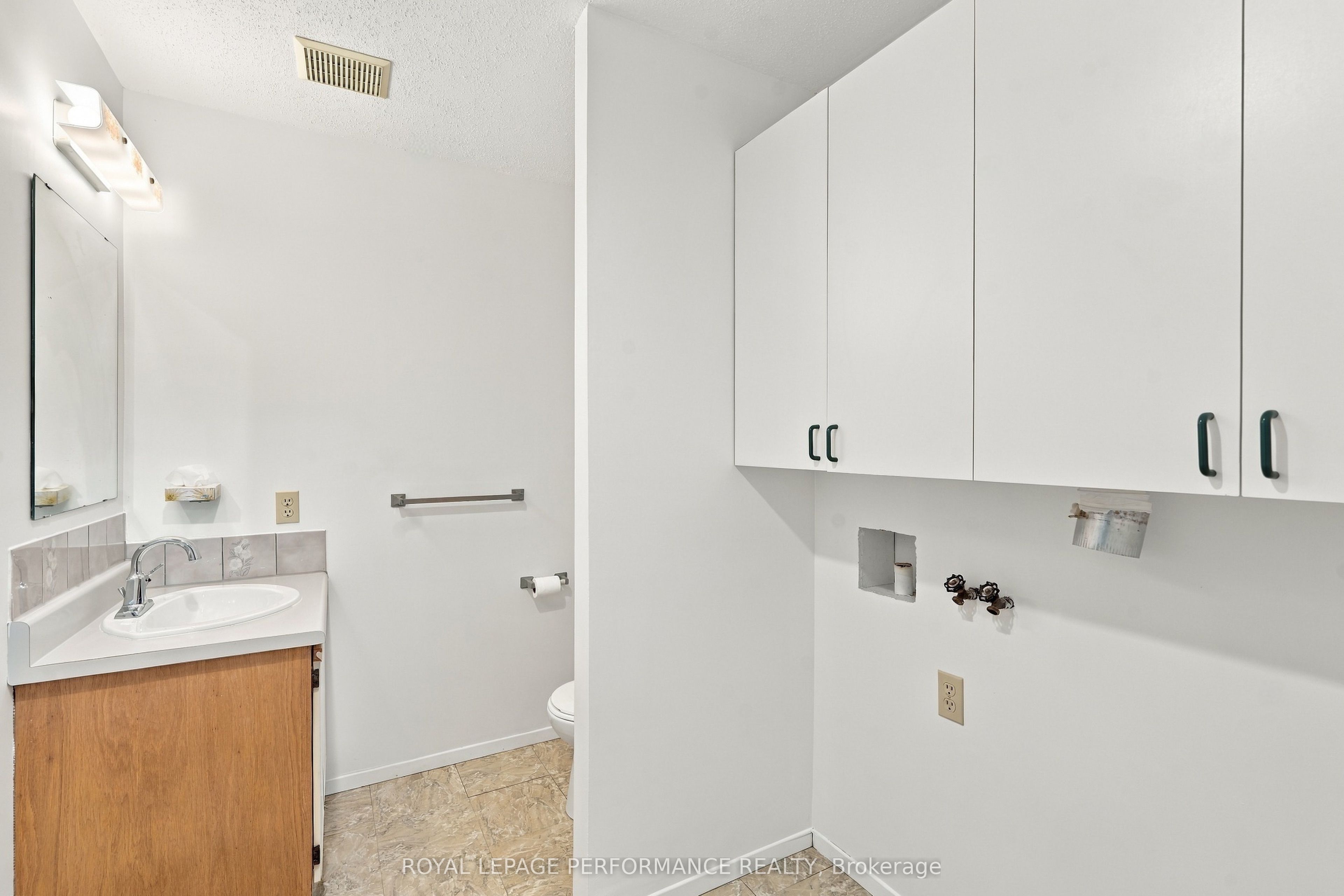589-591 Bolt Road Property Photo 18