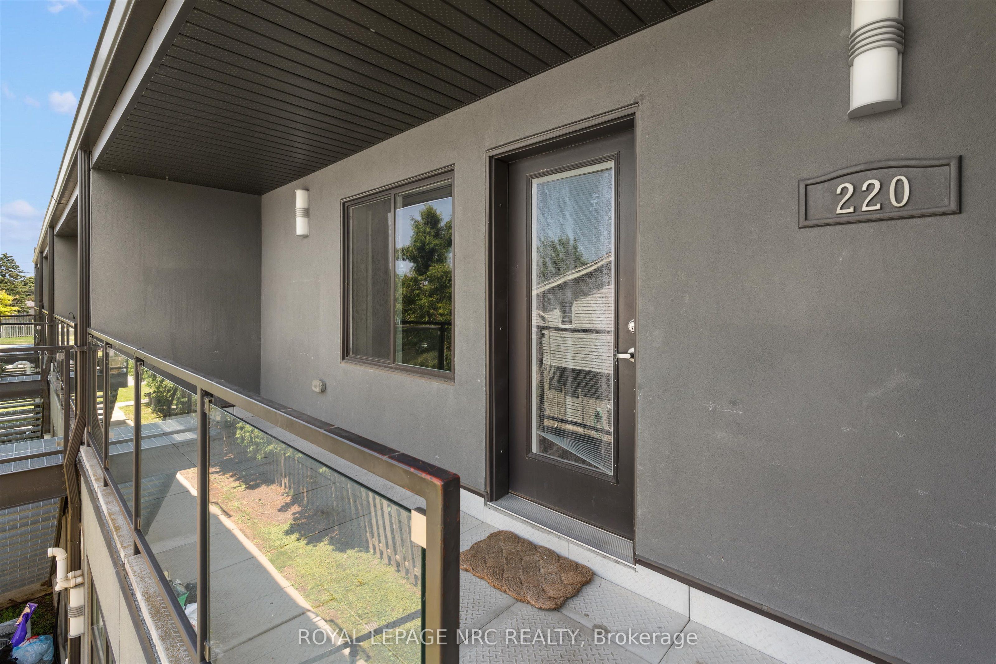 411 Lake Street 220 Property Photo 1