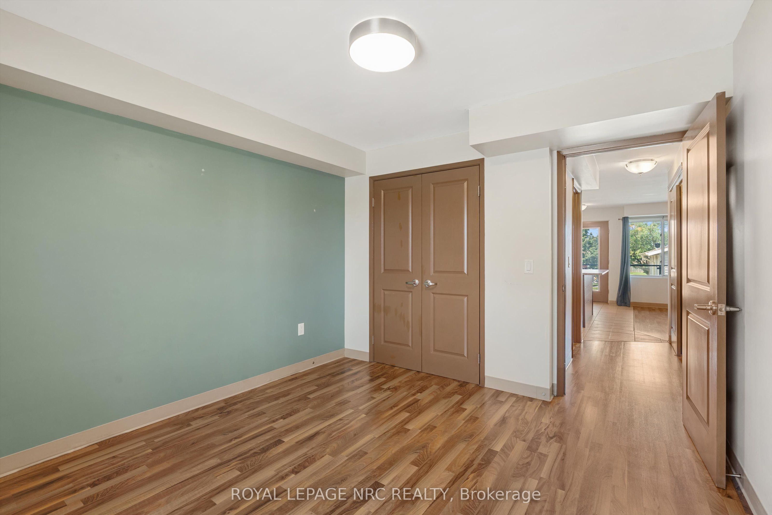 411 Lake Street 220 Property Photo 13