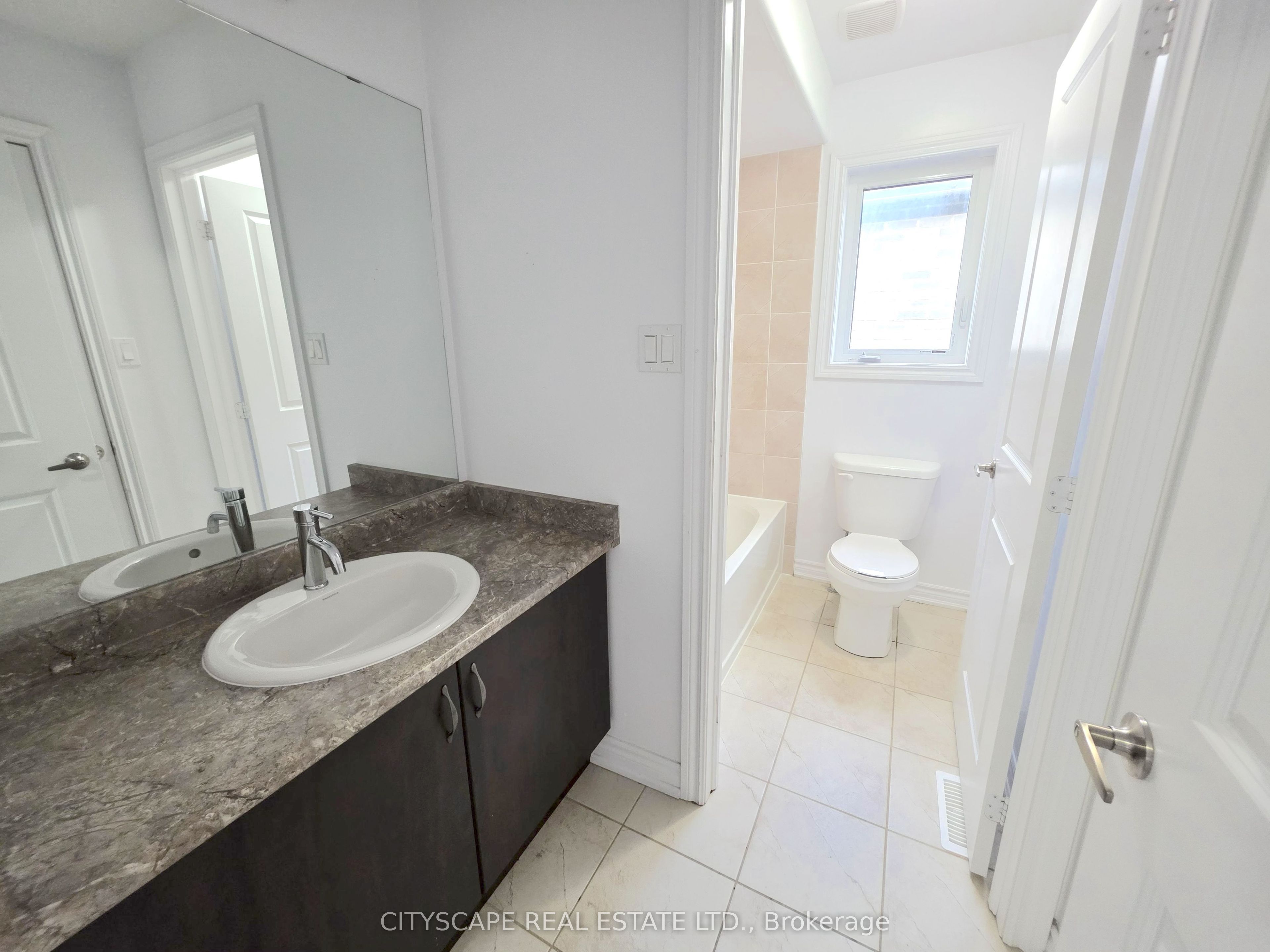 321 Van Dusen Avenue Property Photo 35