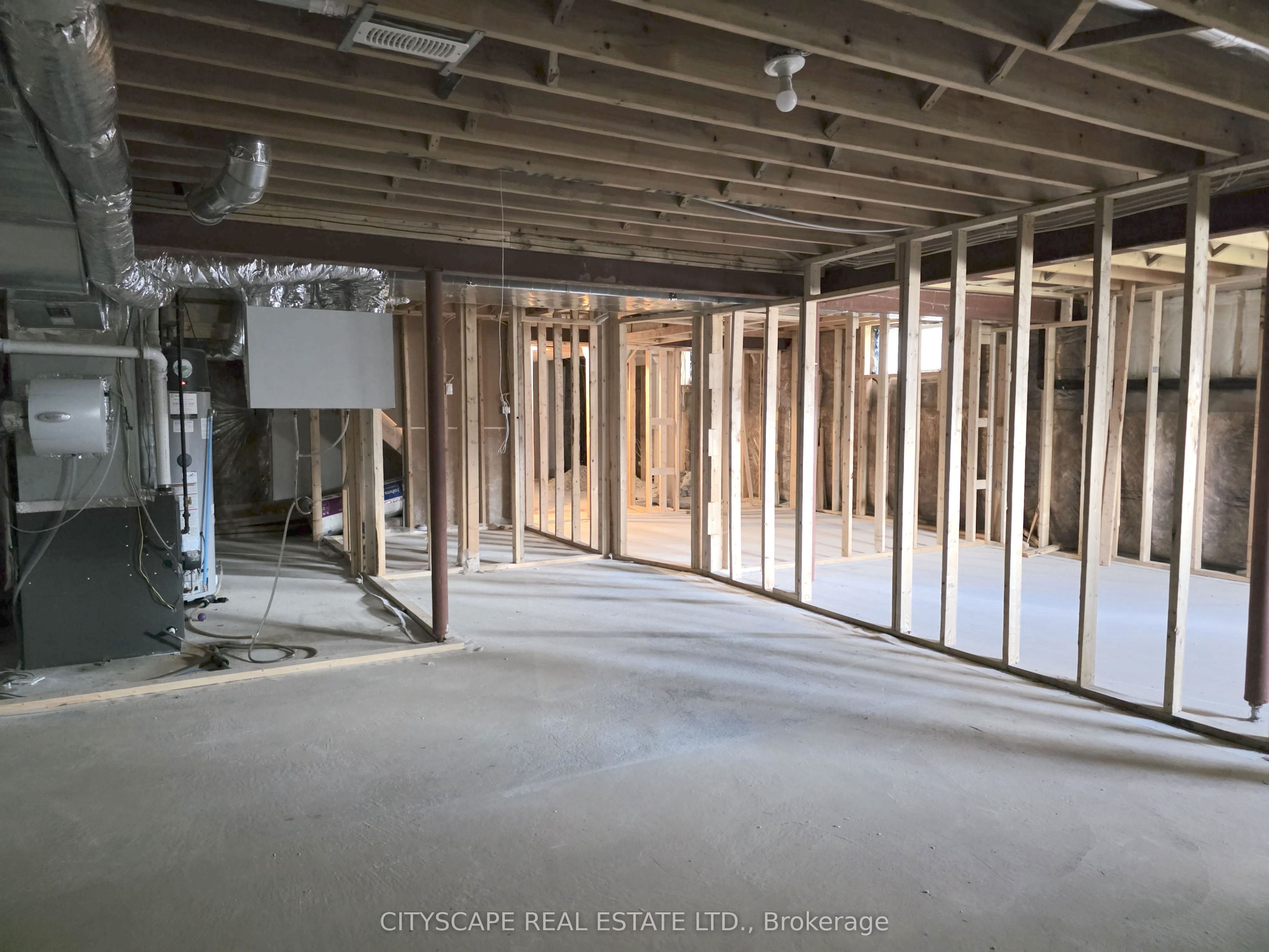 321 Van Dusen Avenue Property Photo 39
