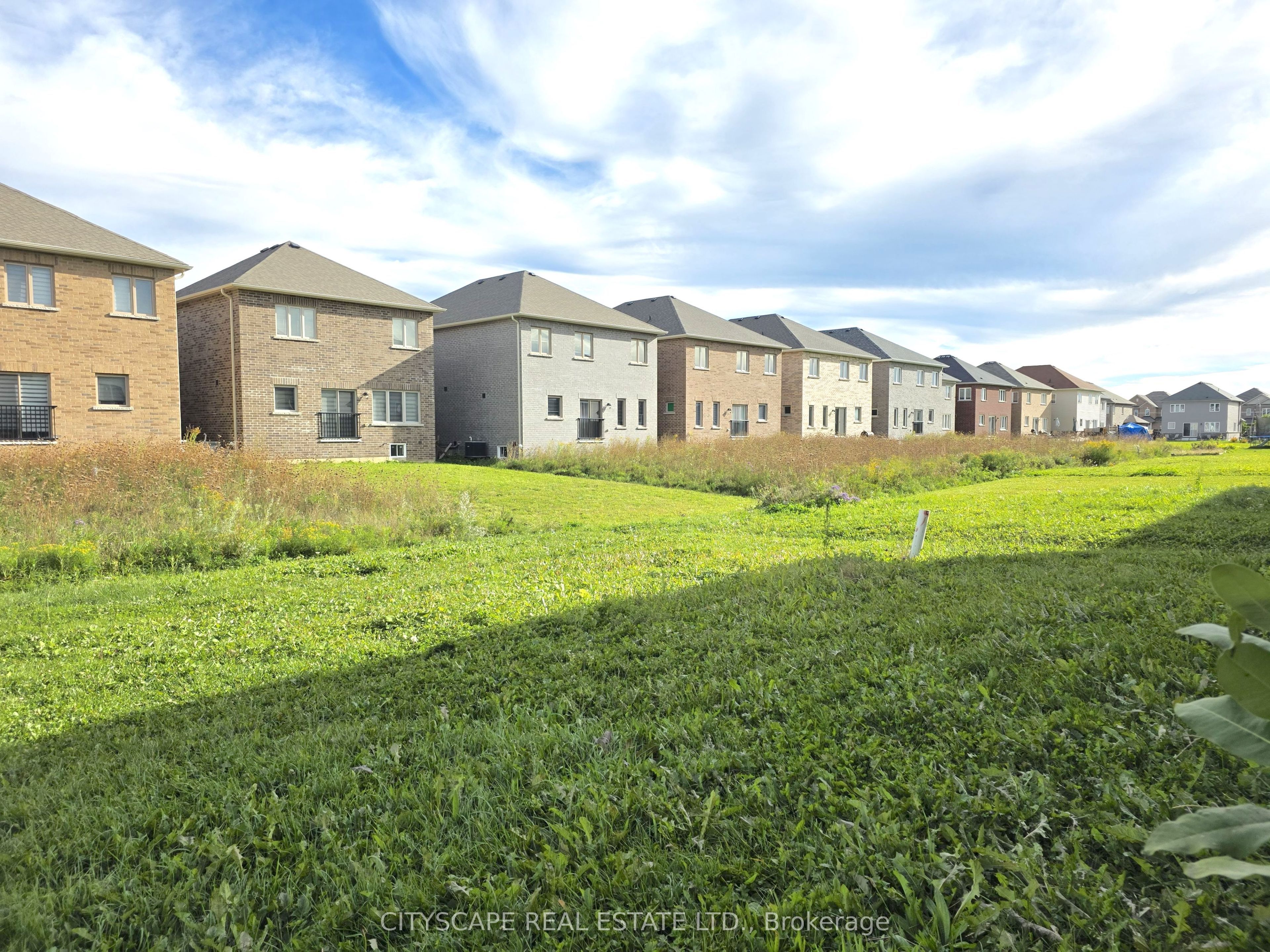 321 Van Dusen Avenue Property Photo 41