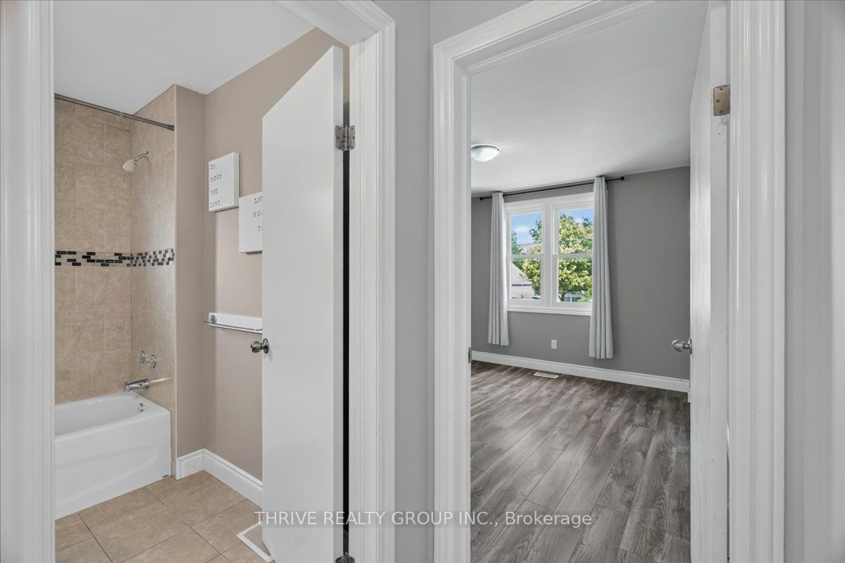 37 Emery Street W Property Photo 16