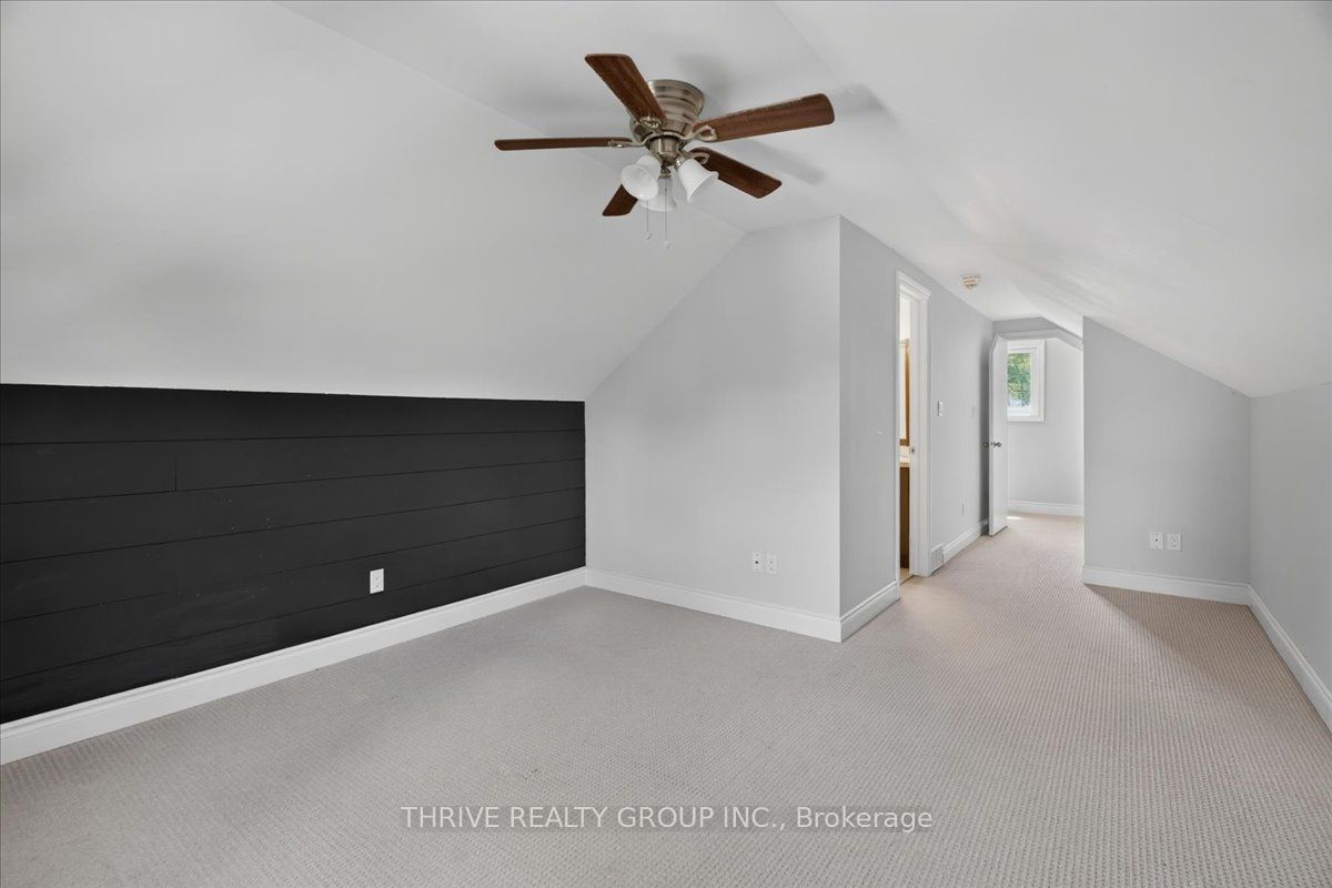 37 Emery Street W Property Photo 25