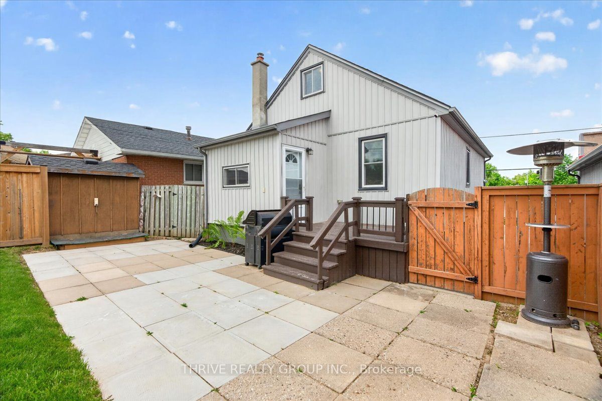 37 Emery Street W Property Photo 33