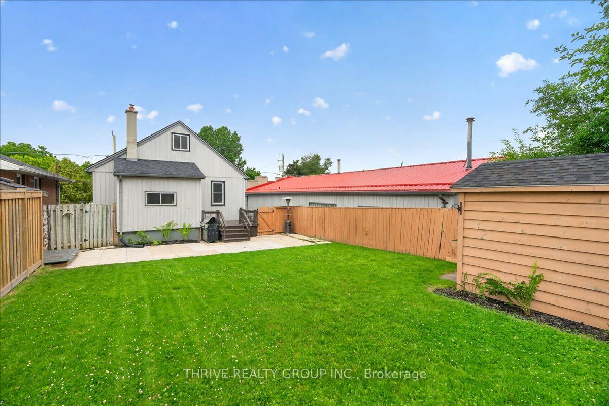 37 Emery Street W Property Photo 36