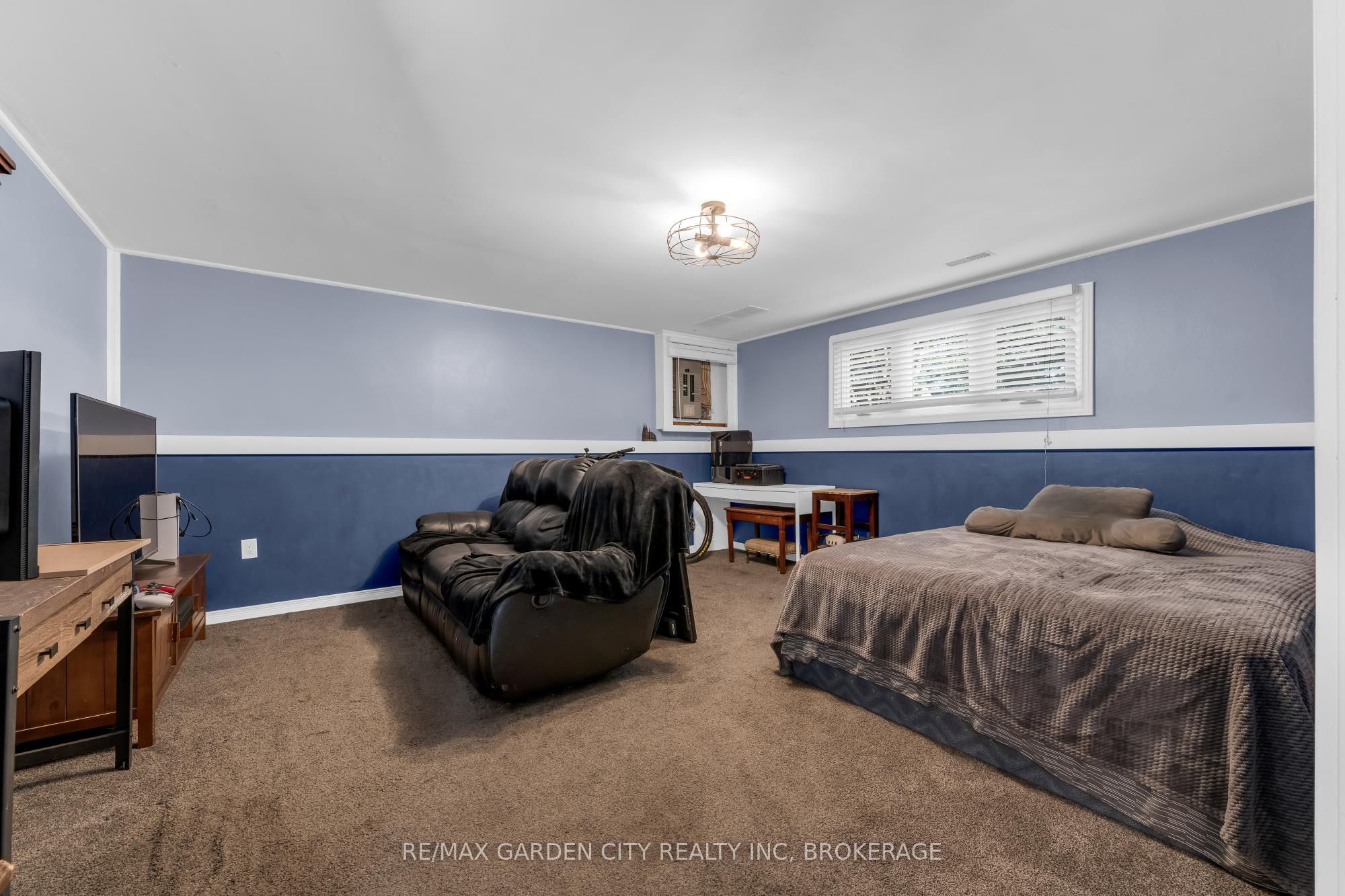 54 Crestcombe Road Property Photo 22