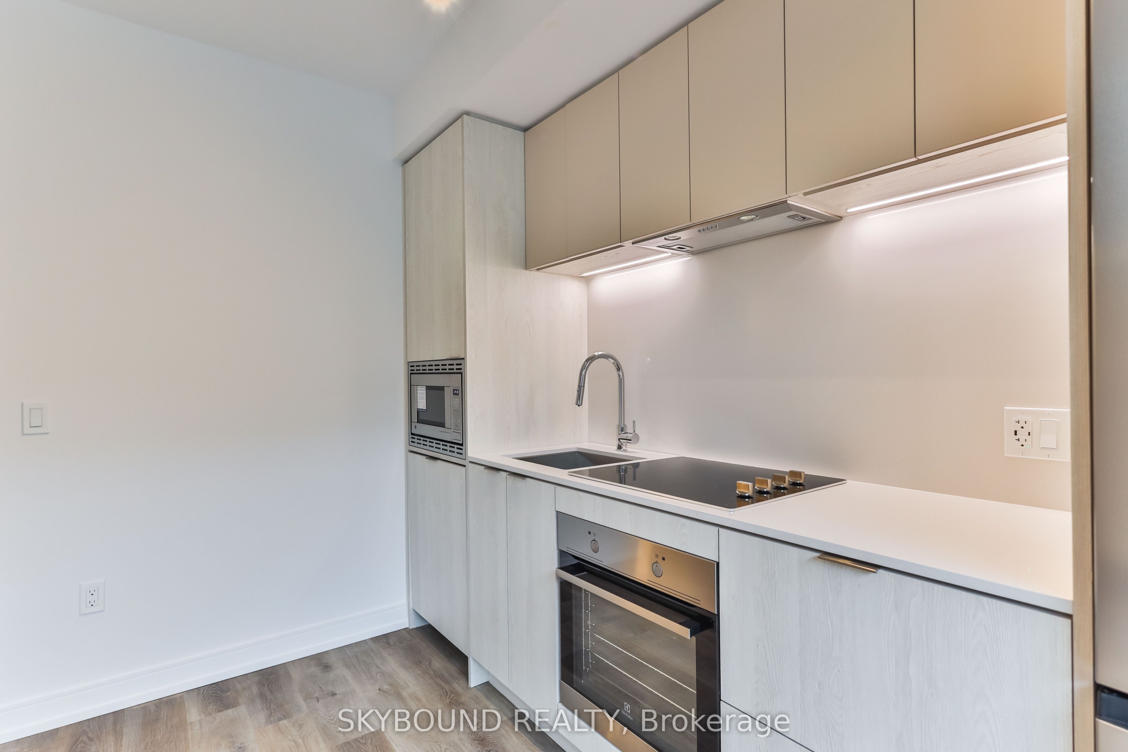 1 Jarvis Street 301 Property Photo 3