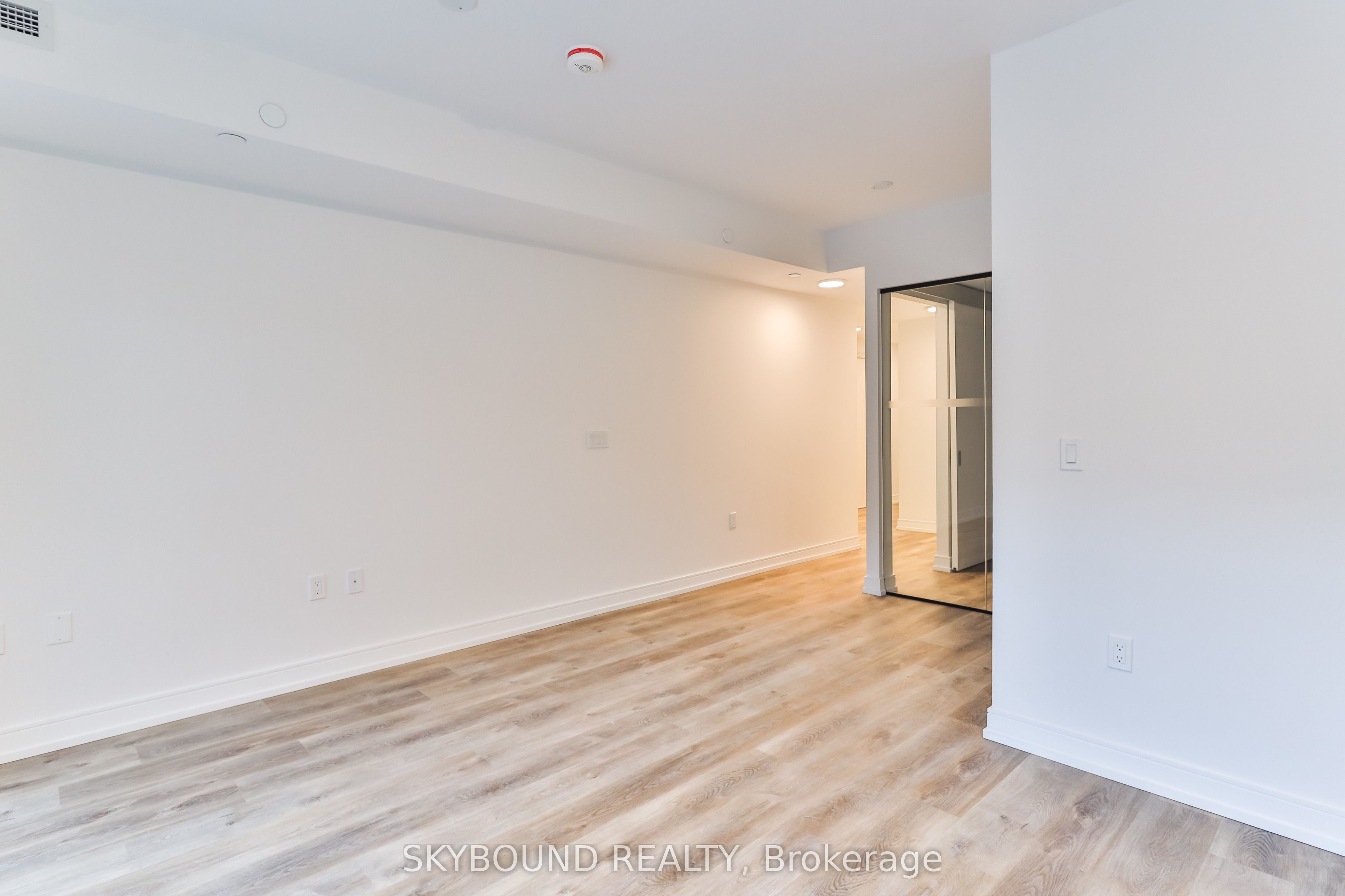 1 Jarvis Street 301 Property Photo 6