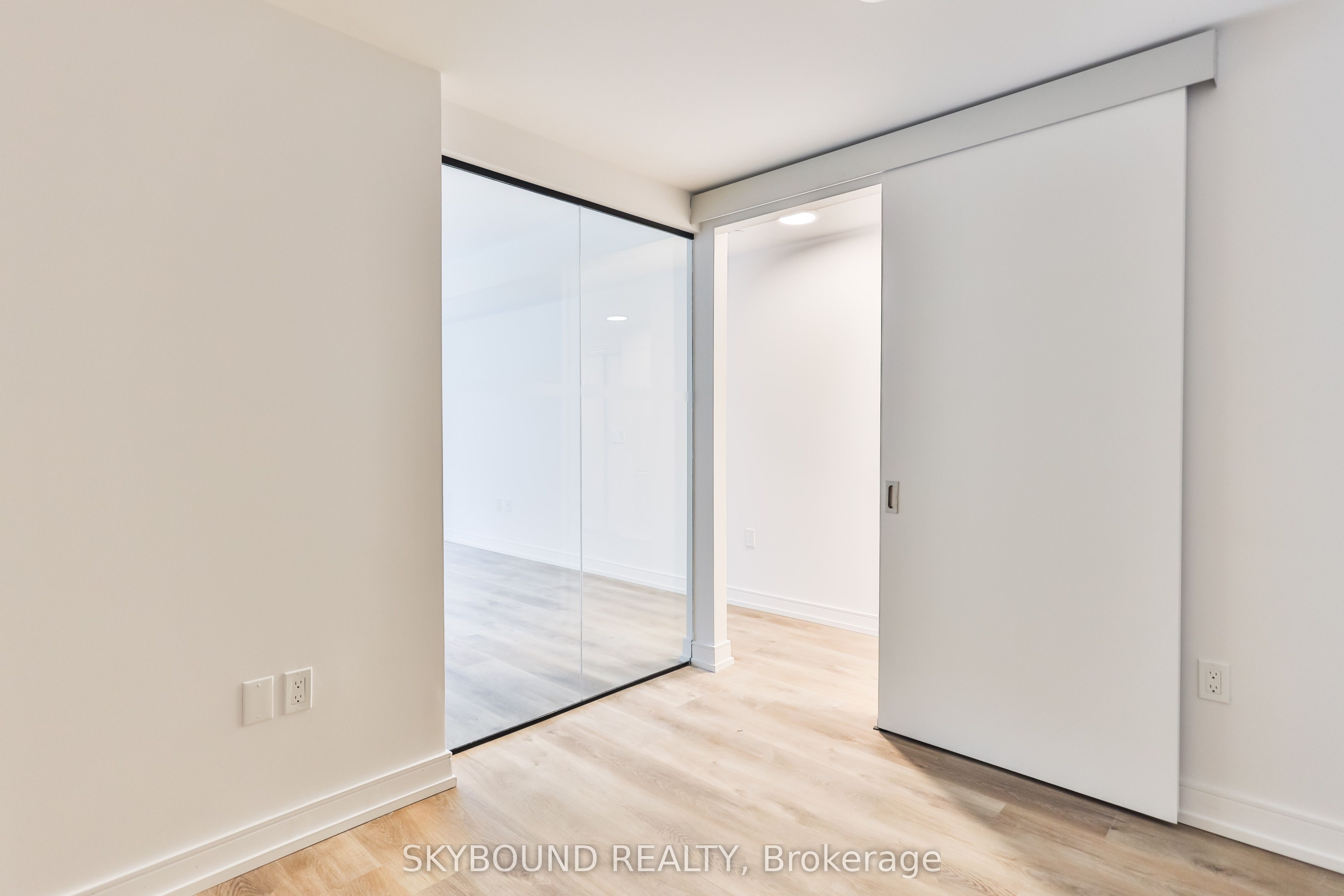 1 Jarvis Street 301 Property Photo 11