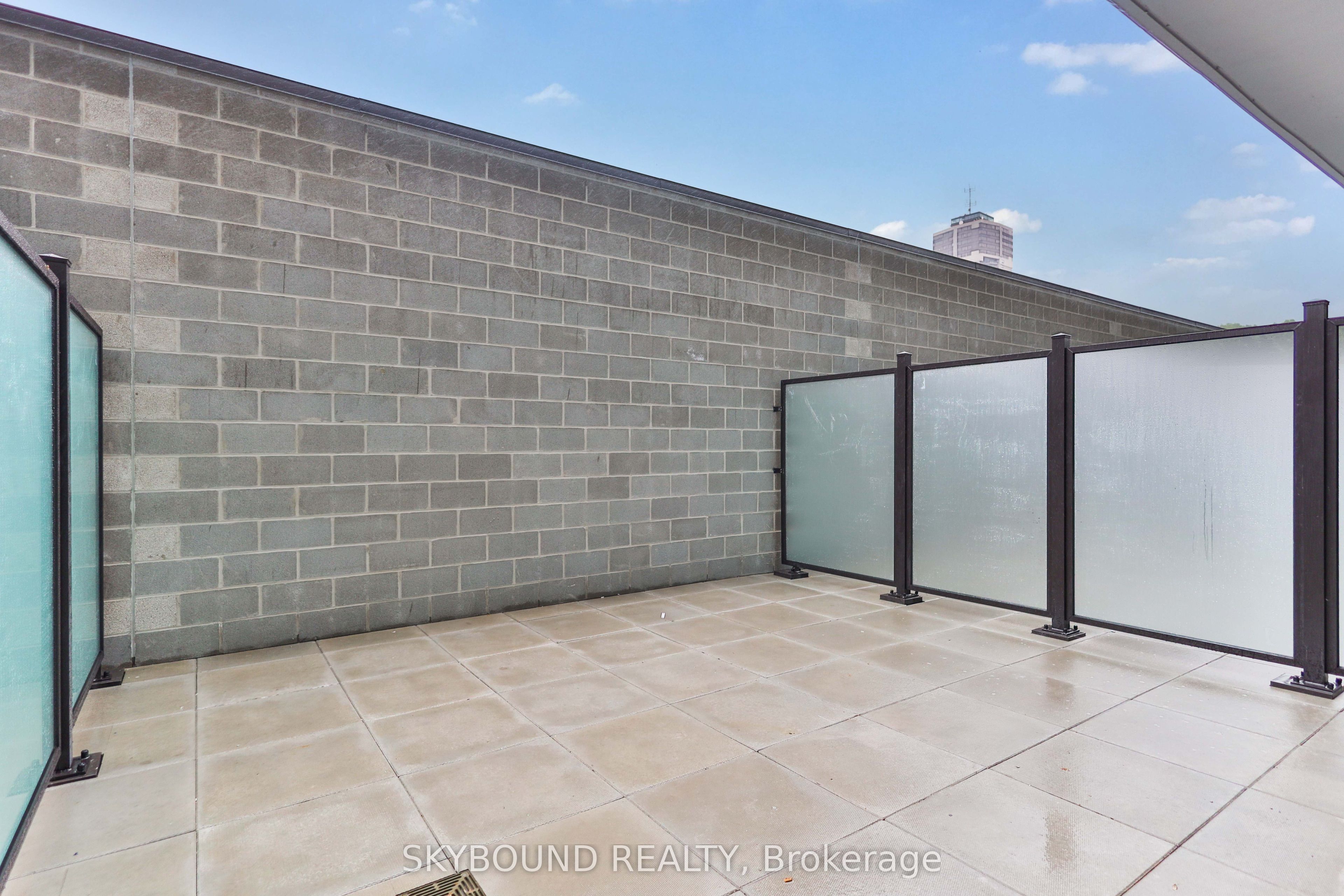 1 Jarvis Street 301 Property Photo 17