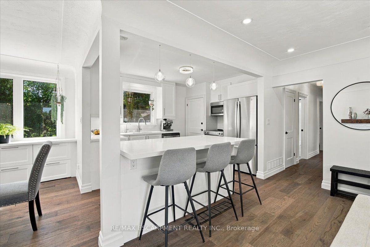 38 Enmore Avenue Property Photo 11