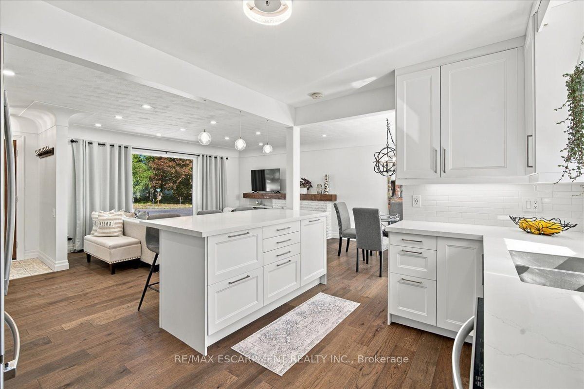 38 Enmore Avenue Property Photo 14