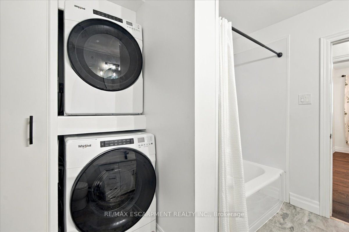 38 Enmore Avenue Property Photo 18