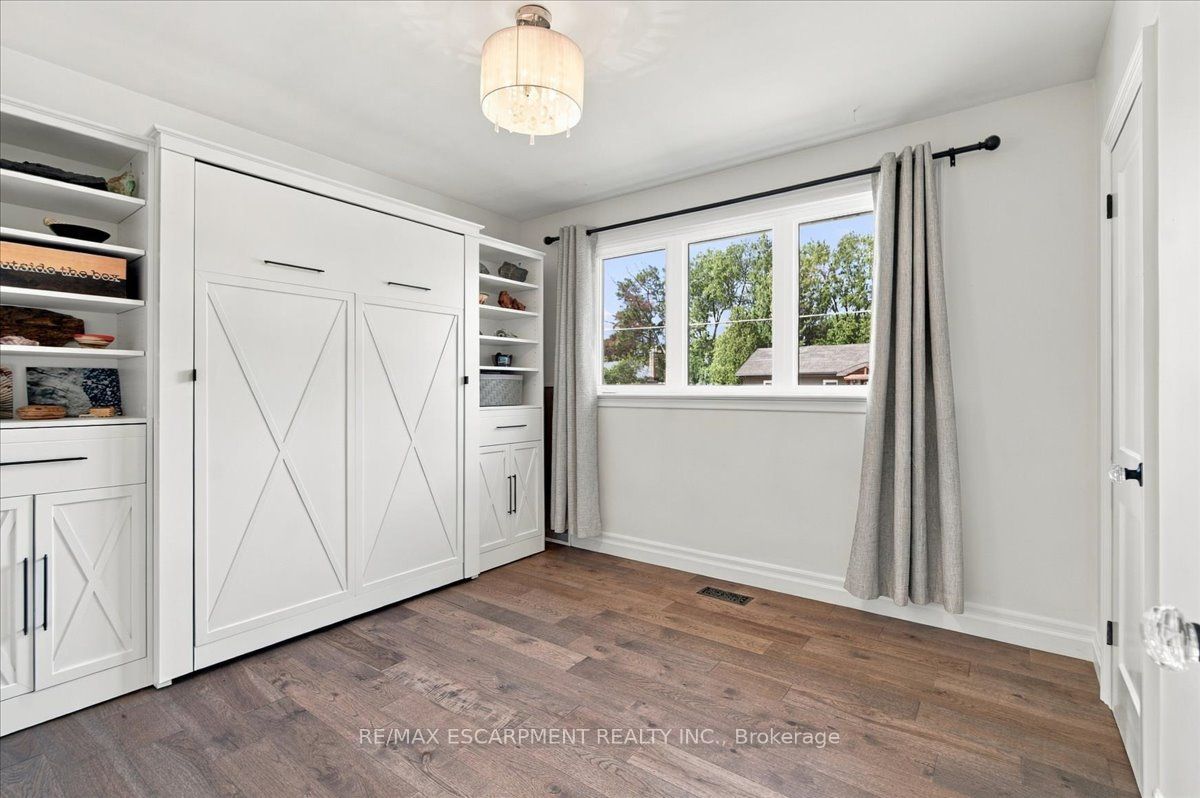 38 Enmore Avenue Property Photo 19