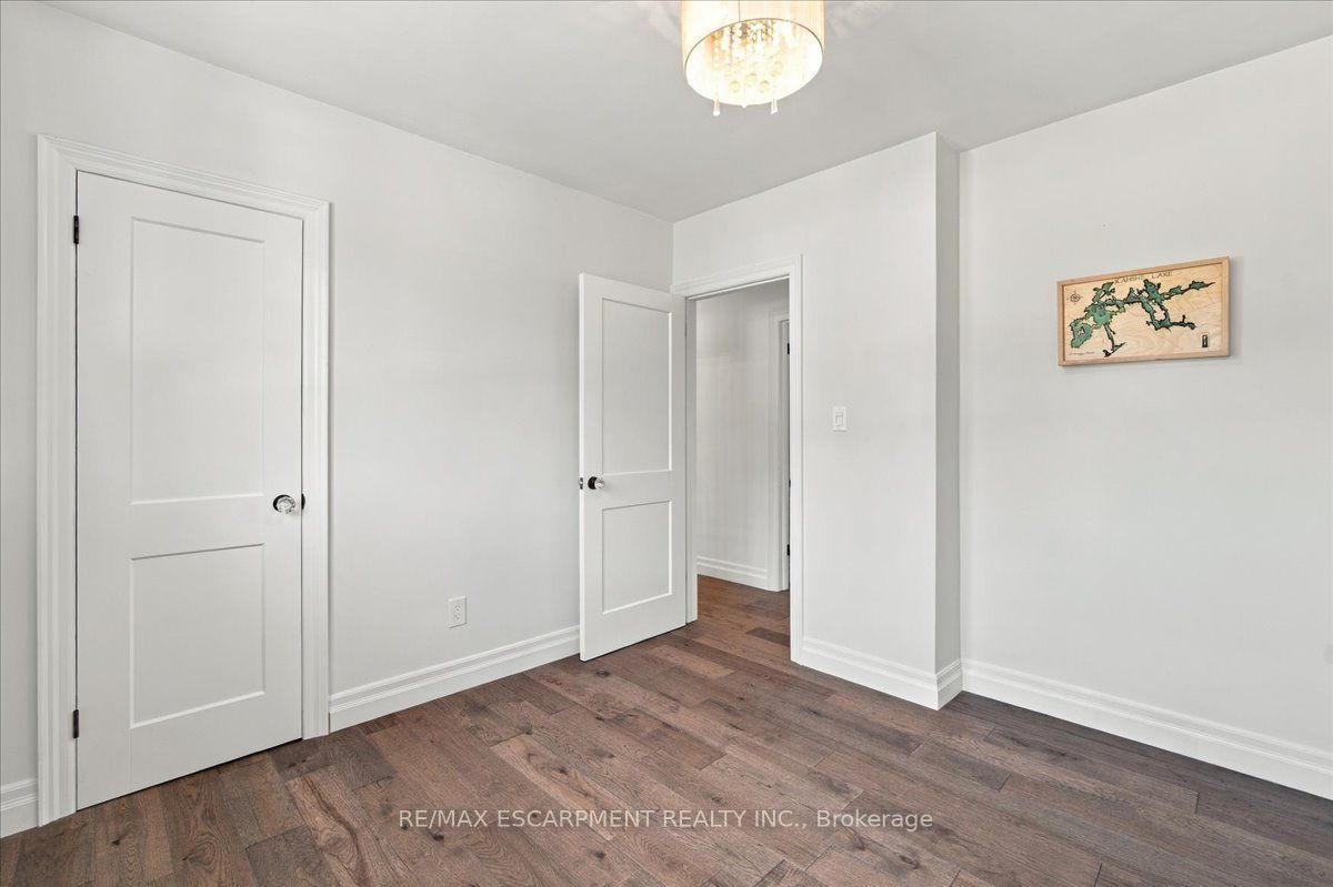 38 Enmore Avenue Property Photo 20