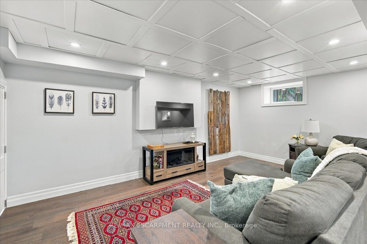 38 Enmore Avenue Property Photo 32