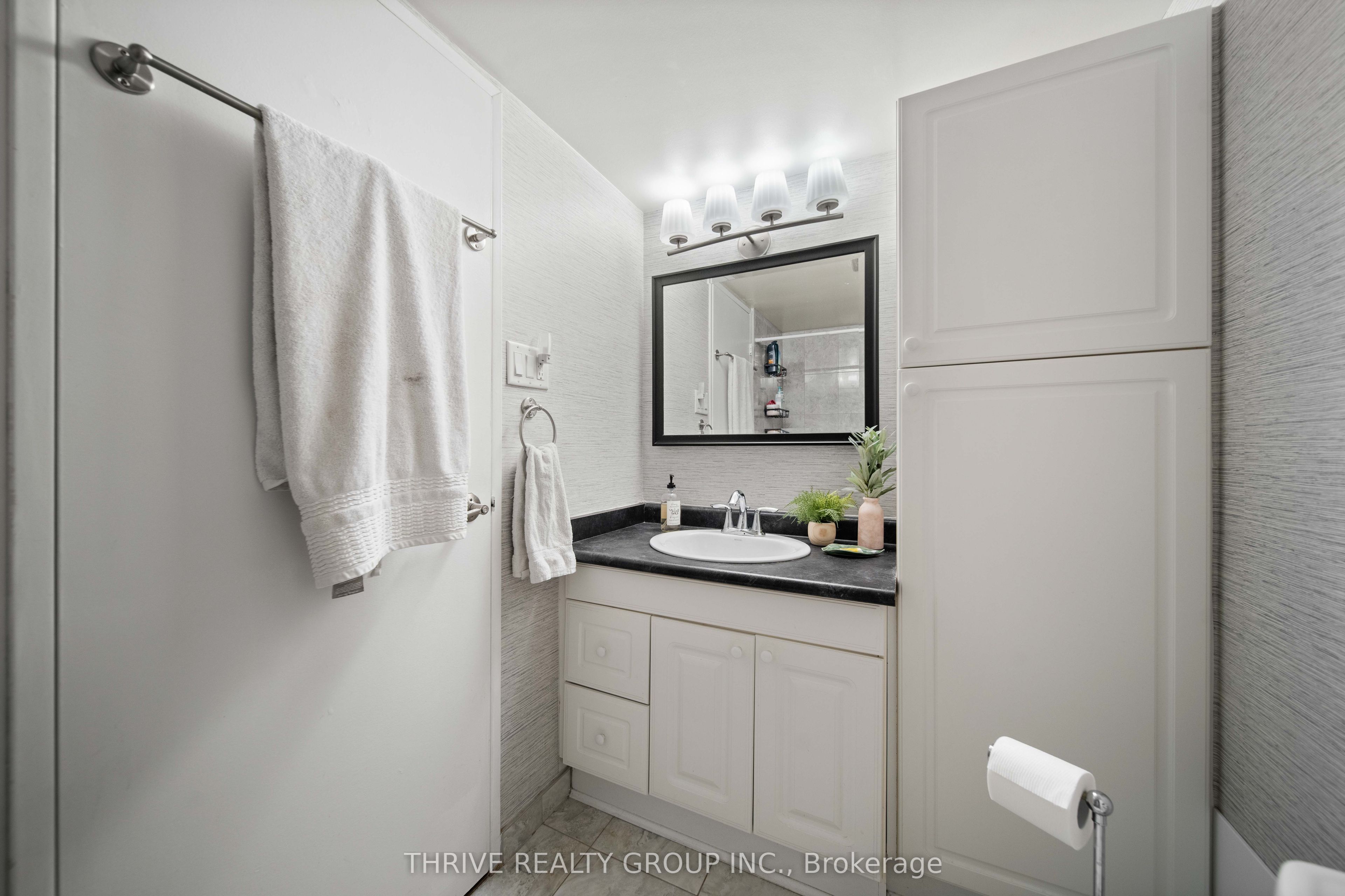 389 Dundas Street 904 Property Photo 22