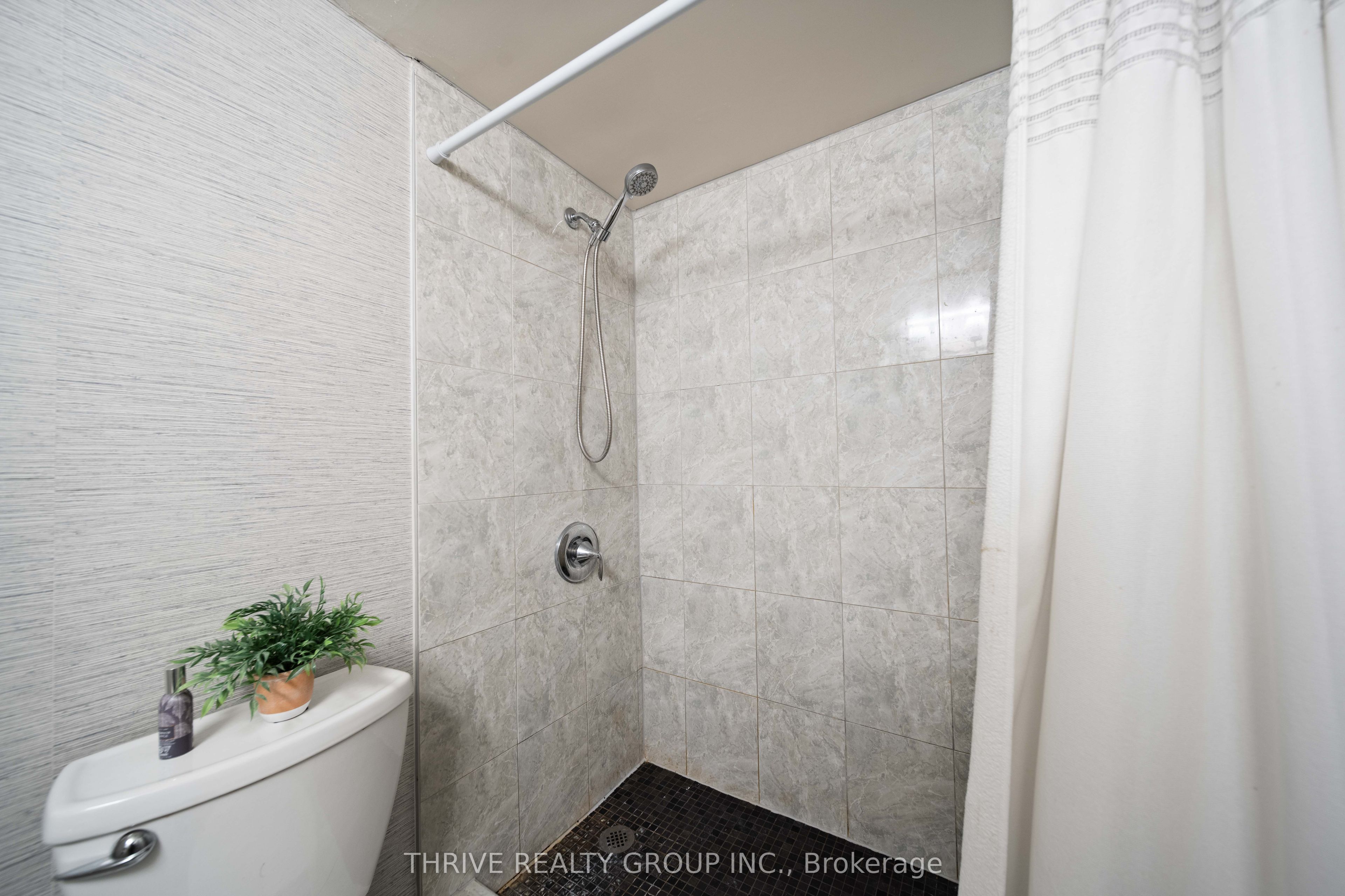 389 Dundas Street 904 Property Photo 23