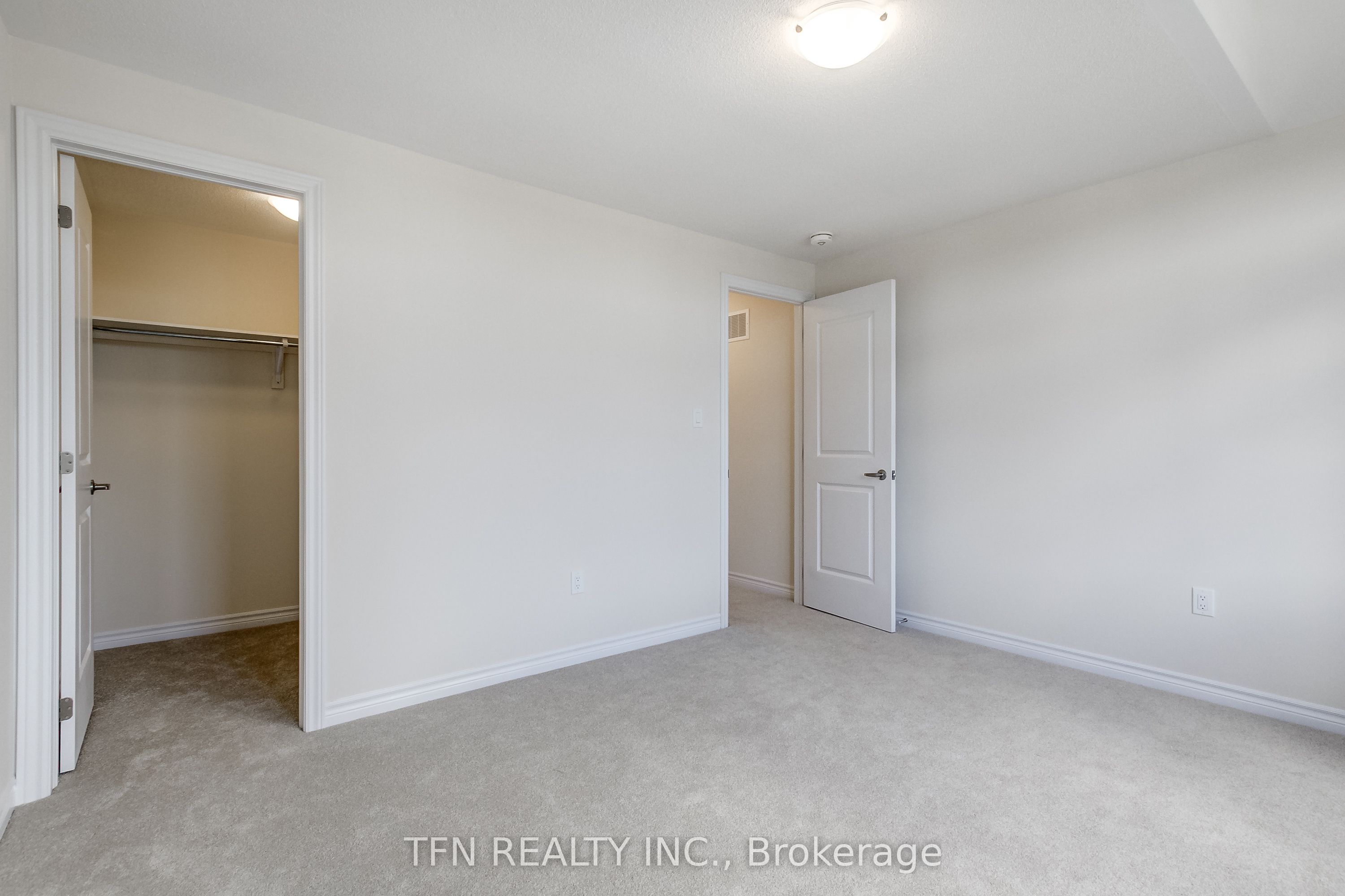 86 Mcgill Avenue Property Photo 33