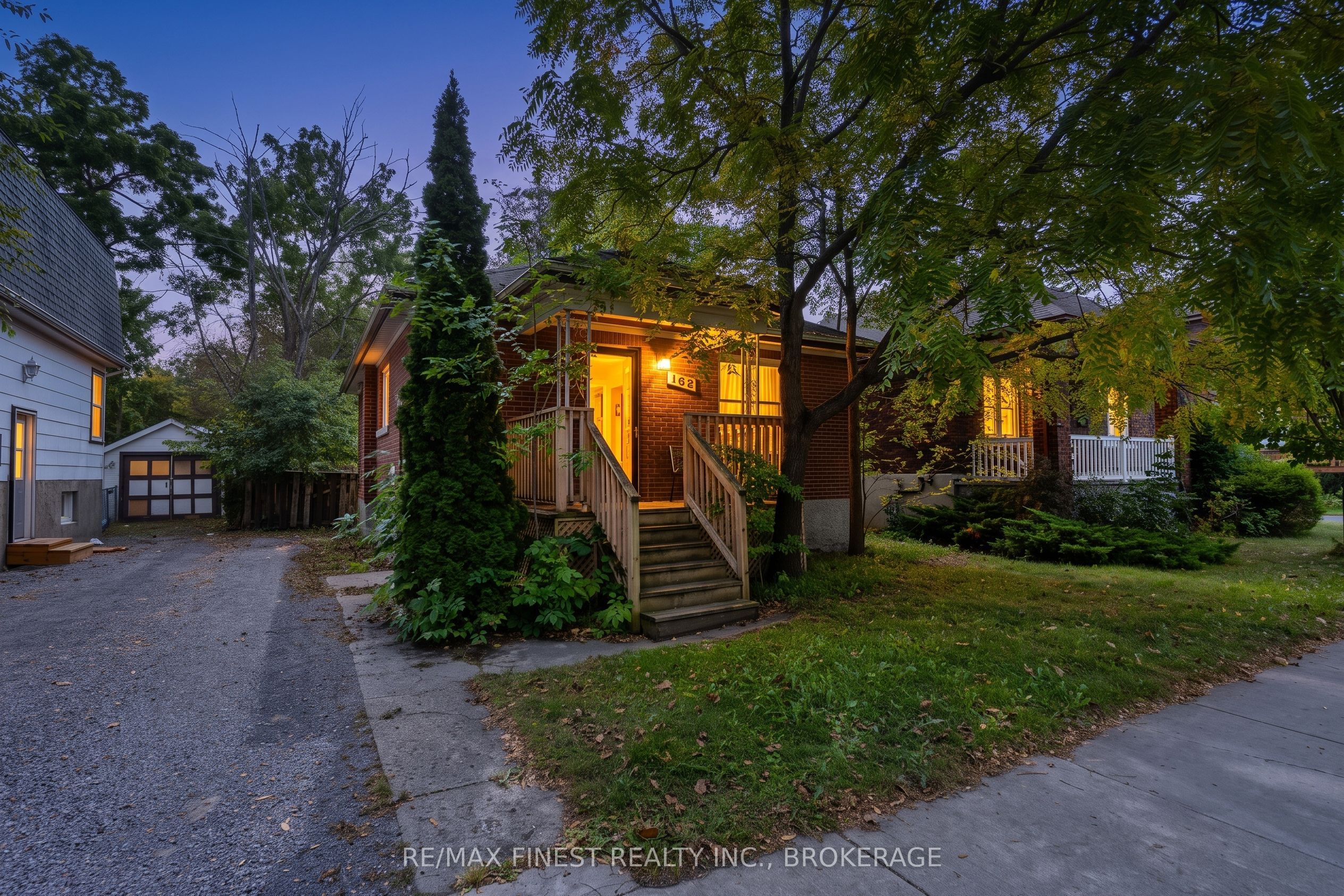 162 Mack Street Property Photo 1
