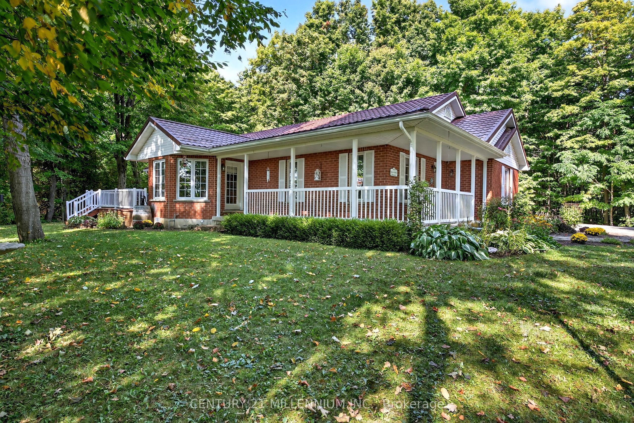 193496 Amaranth - East Luther Townline Property Photo 2