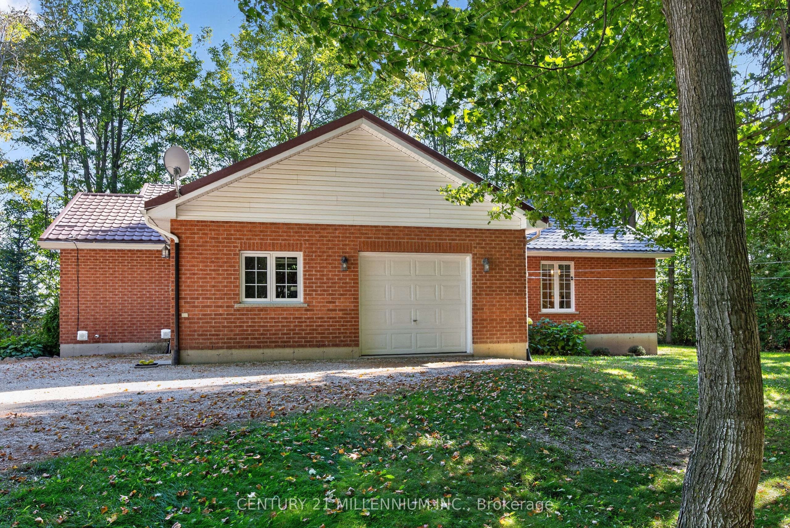 193496 Amaranth - East Luther Townline Property Photo 9