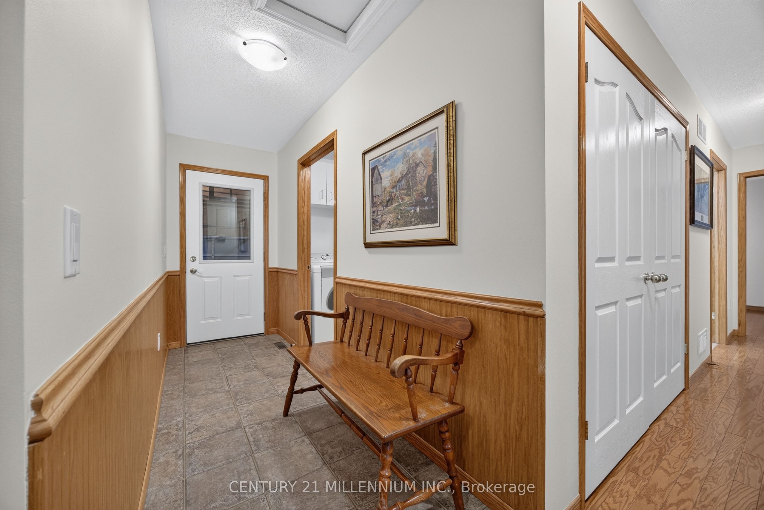 193496 Amaranth - East Luther Townline Property Photo 33