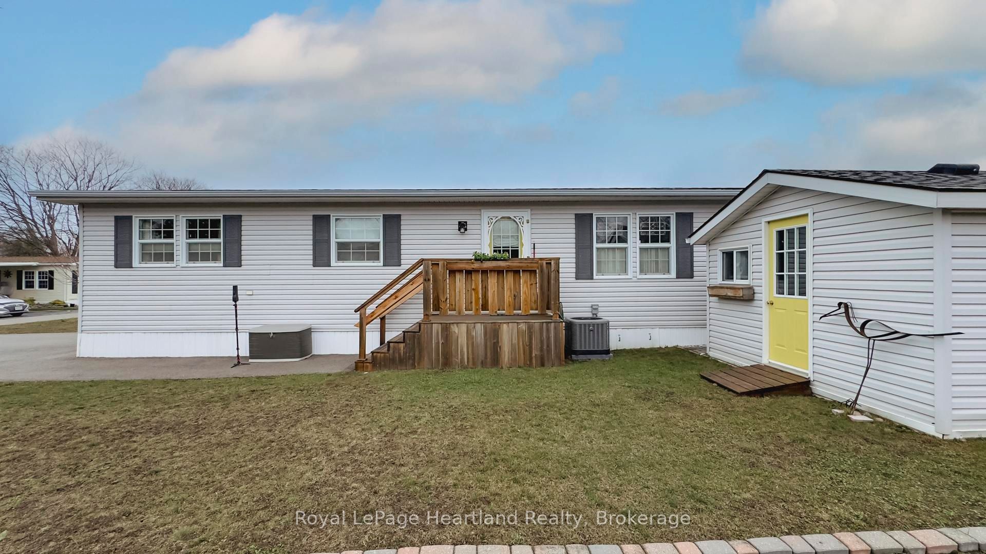 52 Algonquin Lane Property Photo 35