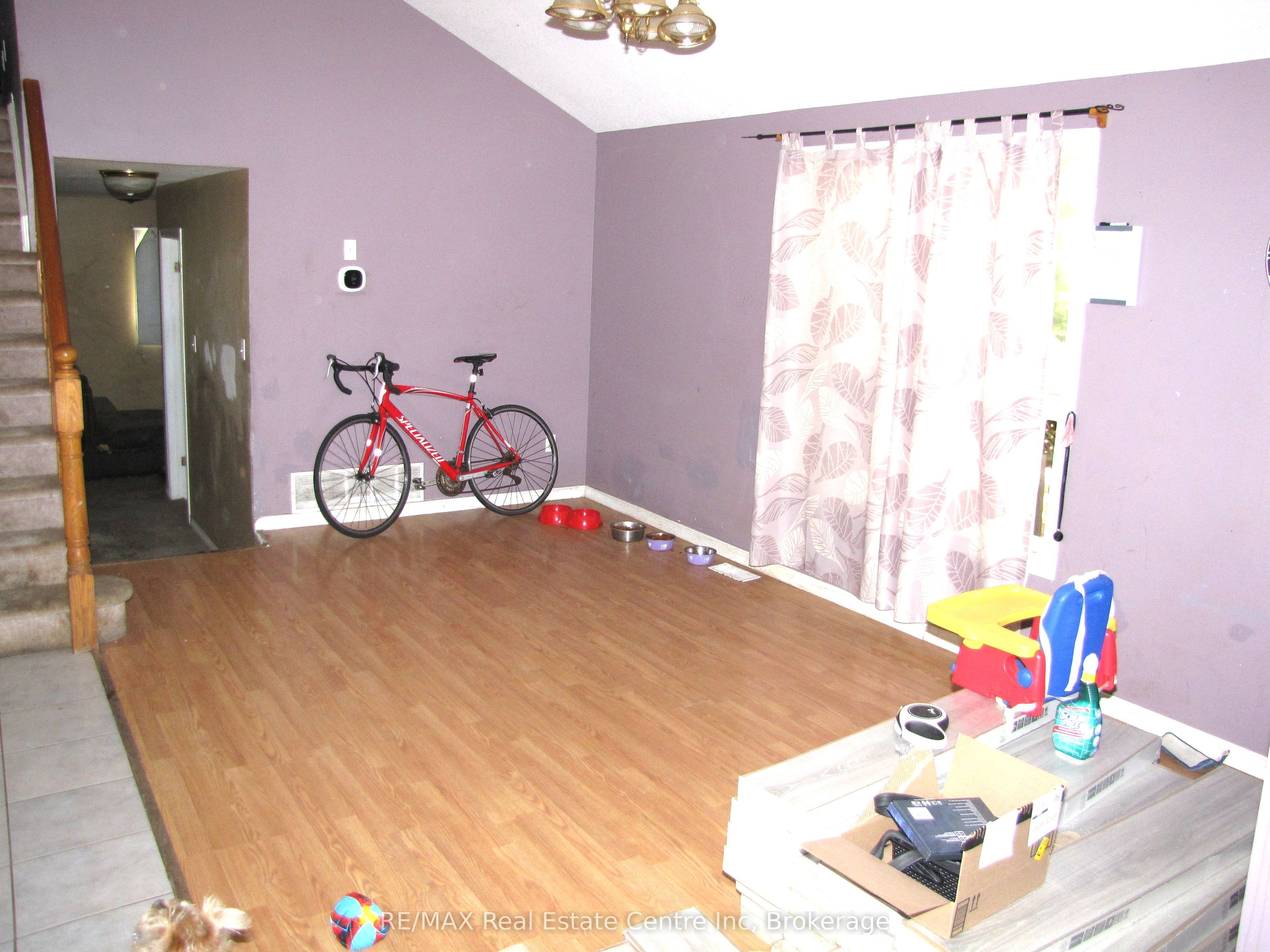 171 Deerpath Drive Property Photo 3