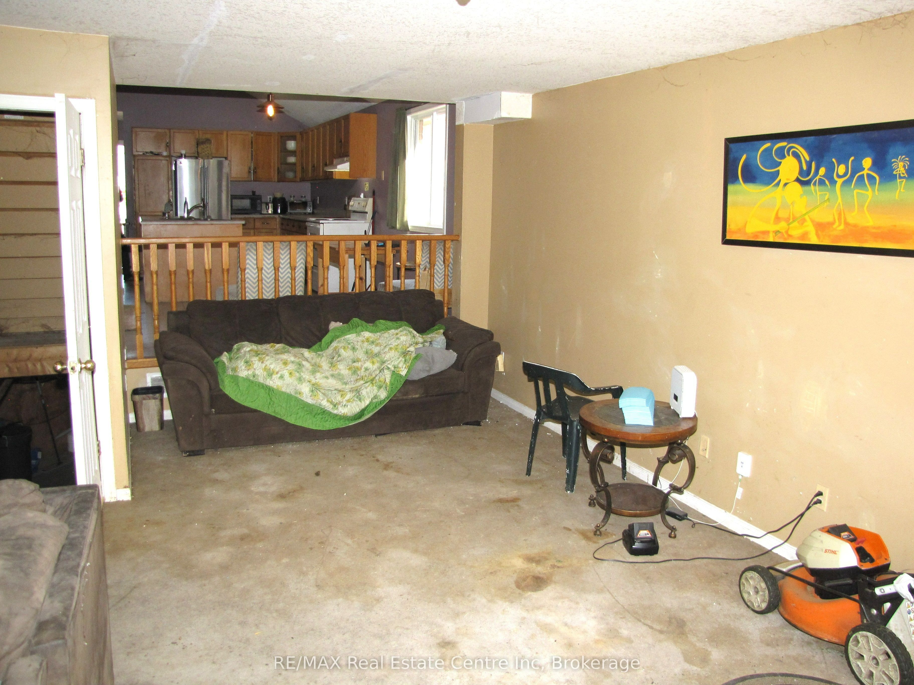 171 Deerpath Drive Property Photo 5