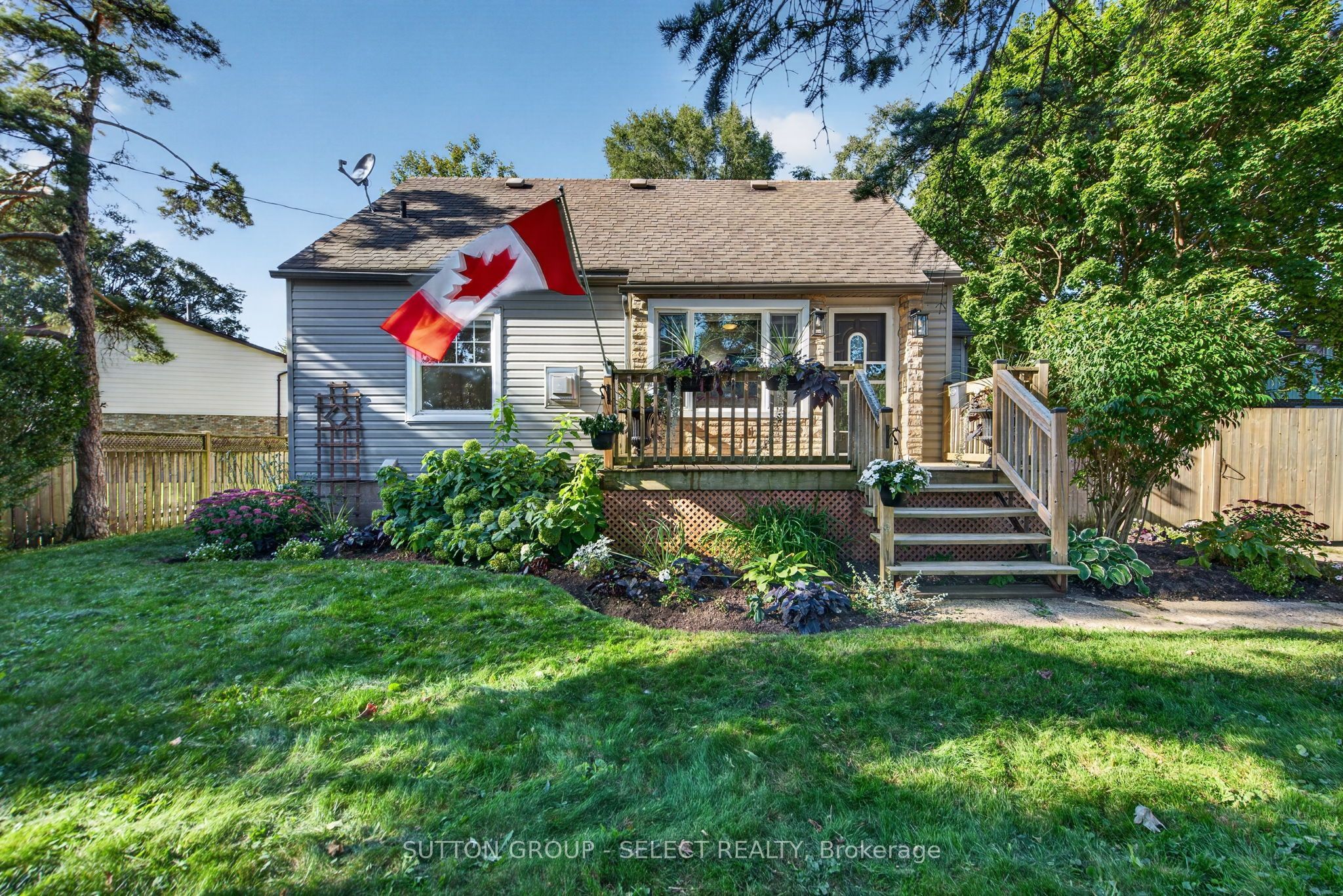 2010 Trafalgar Street Property Photo 1