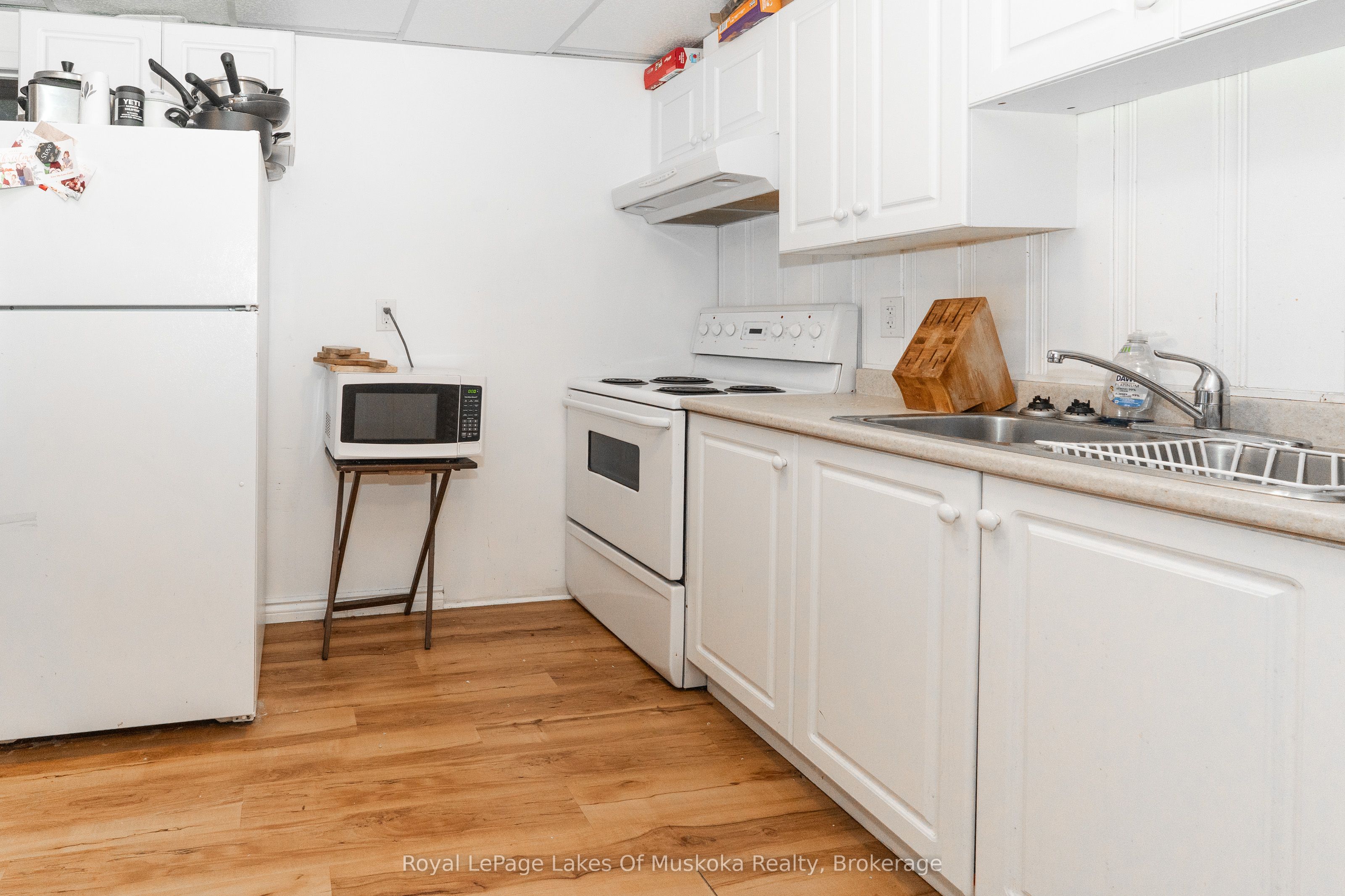 183 Santas Village Road Property Photo 24