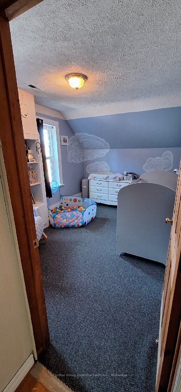 151 David Street Property Photo 15