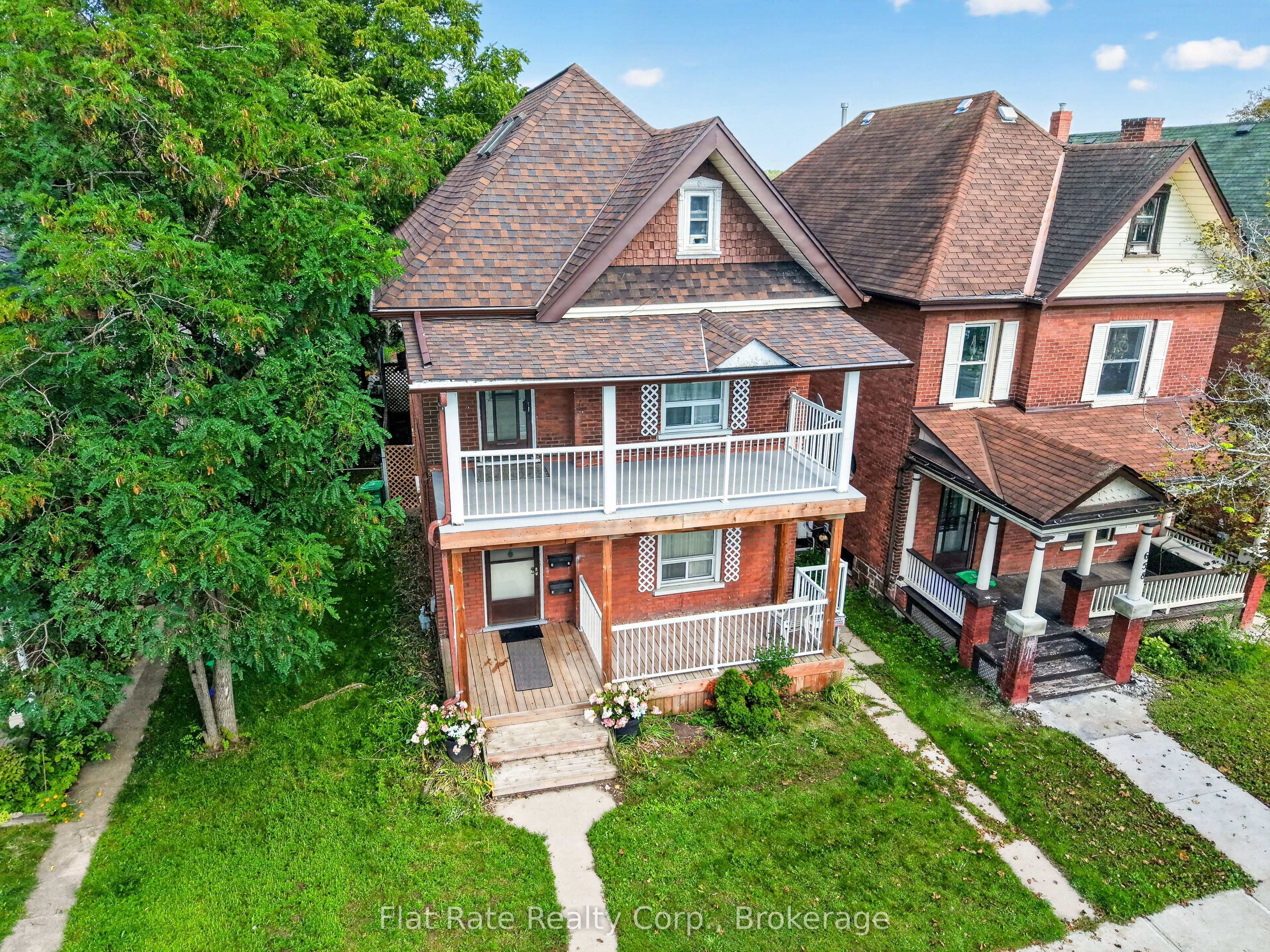 660 George Street N #2 Property Photo 1